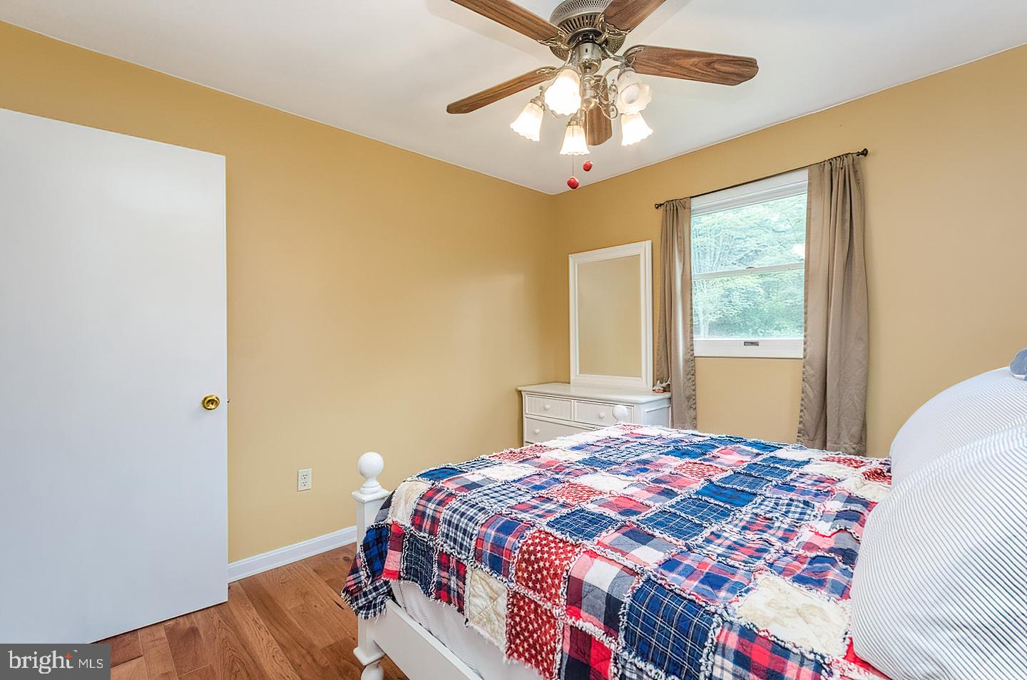 MEL-LON EAST - Residential