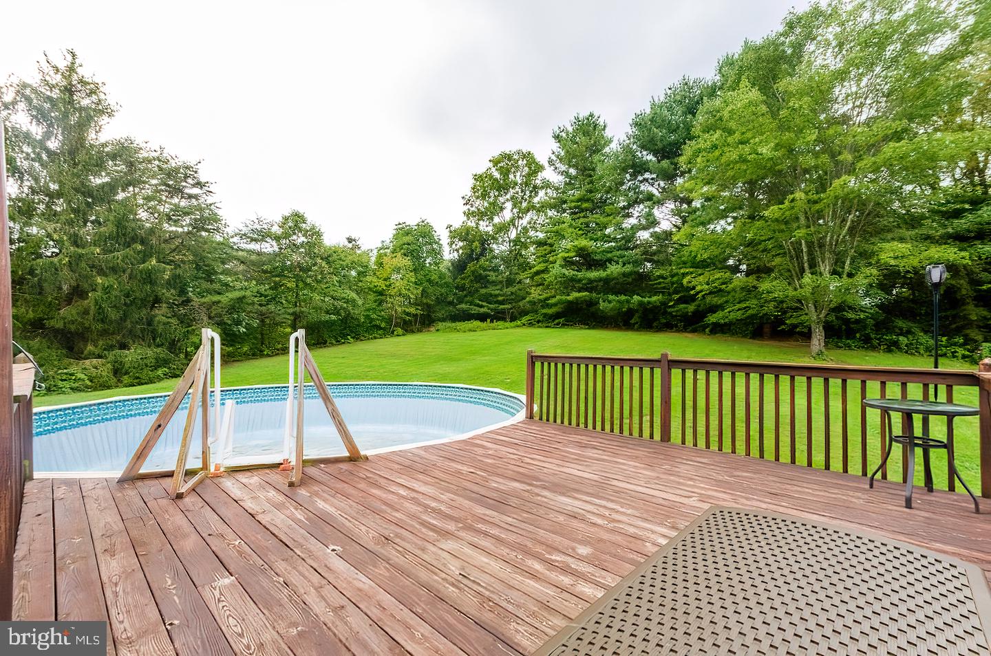 MEL-LON EAST - Residential