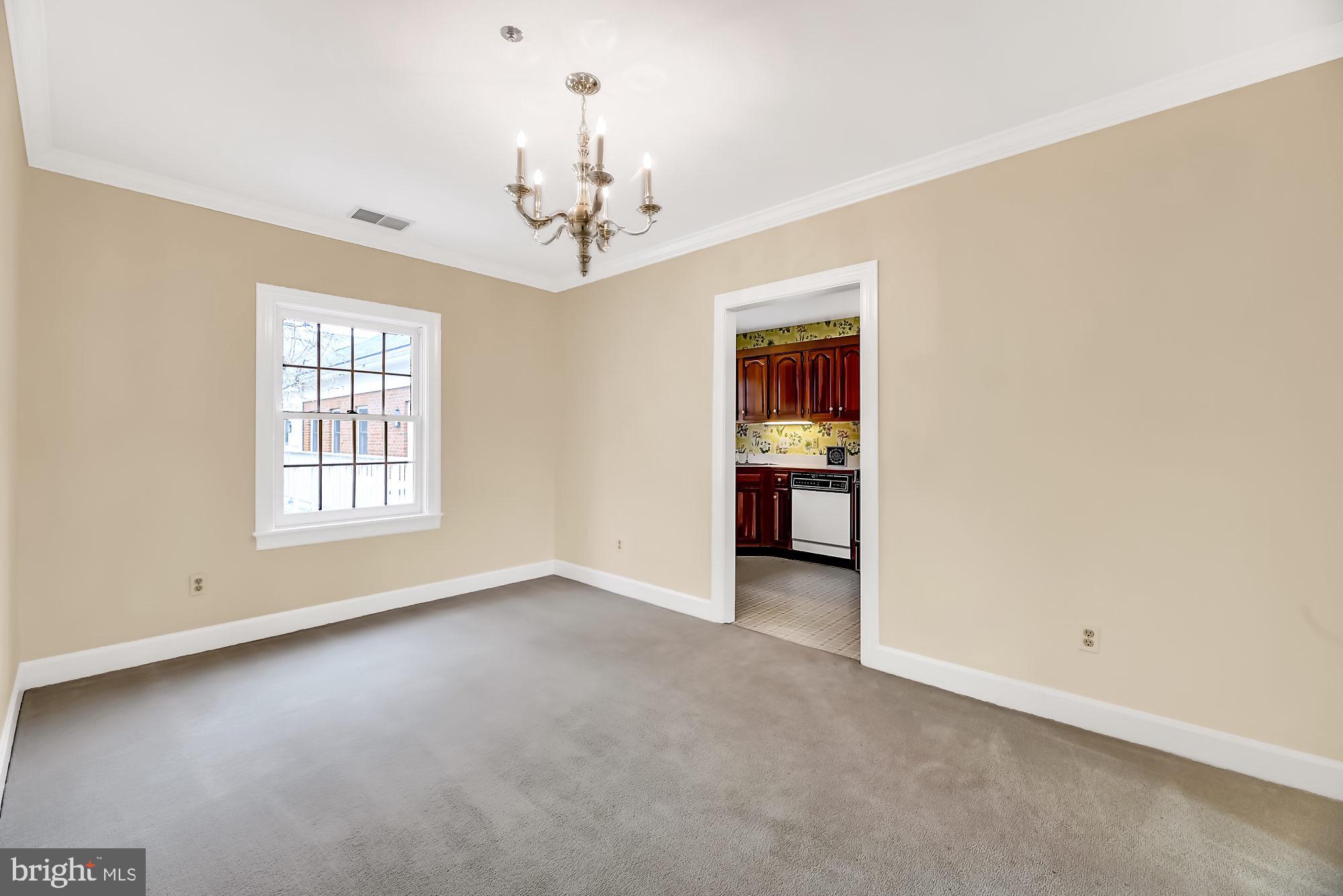 LUTHERVILLE - Residential