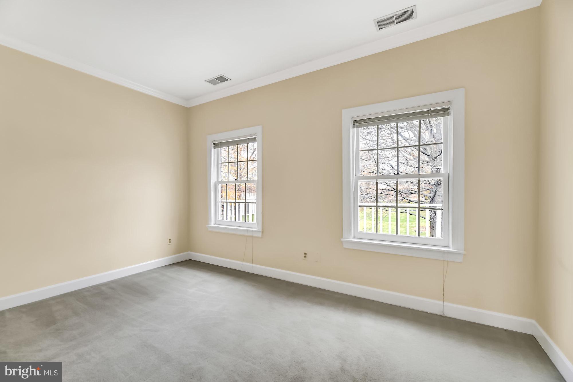 LUTHERVILLE - Residential