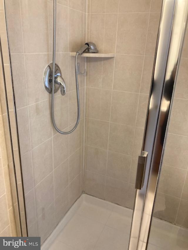 GROVE AT HUNTLEY MEADOWS - Residential Lease