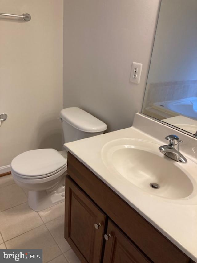 GROVE AT HUNTLEY MEADOWS - Residential Lease