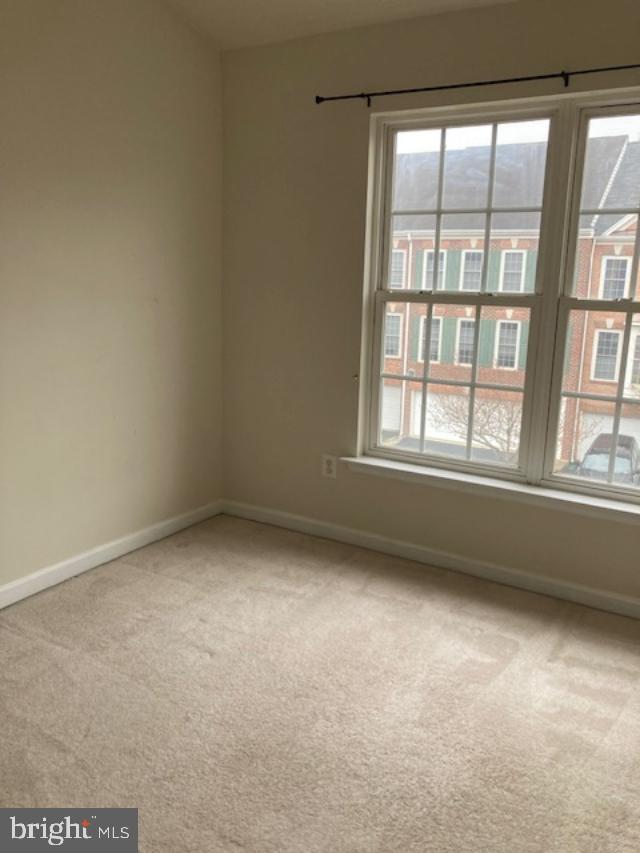 GROVE AT HUNTLEY MEADOWS - Residential Lease