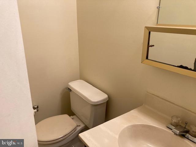 GROVE AT HUNTLEY MEADOWS - Residential Lease