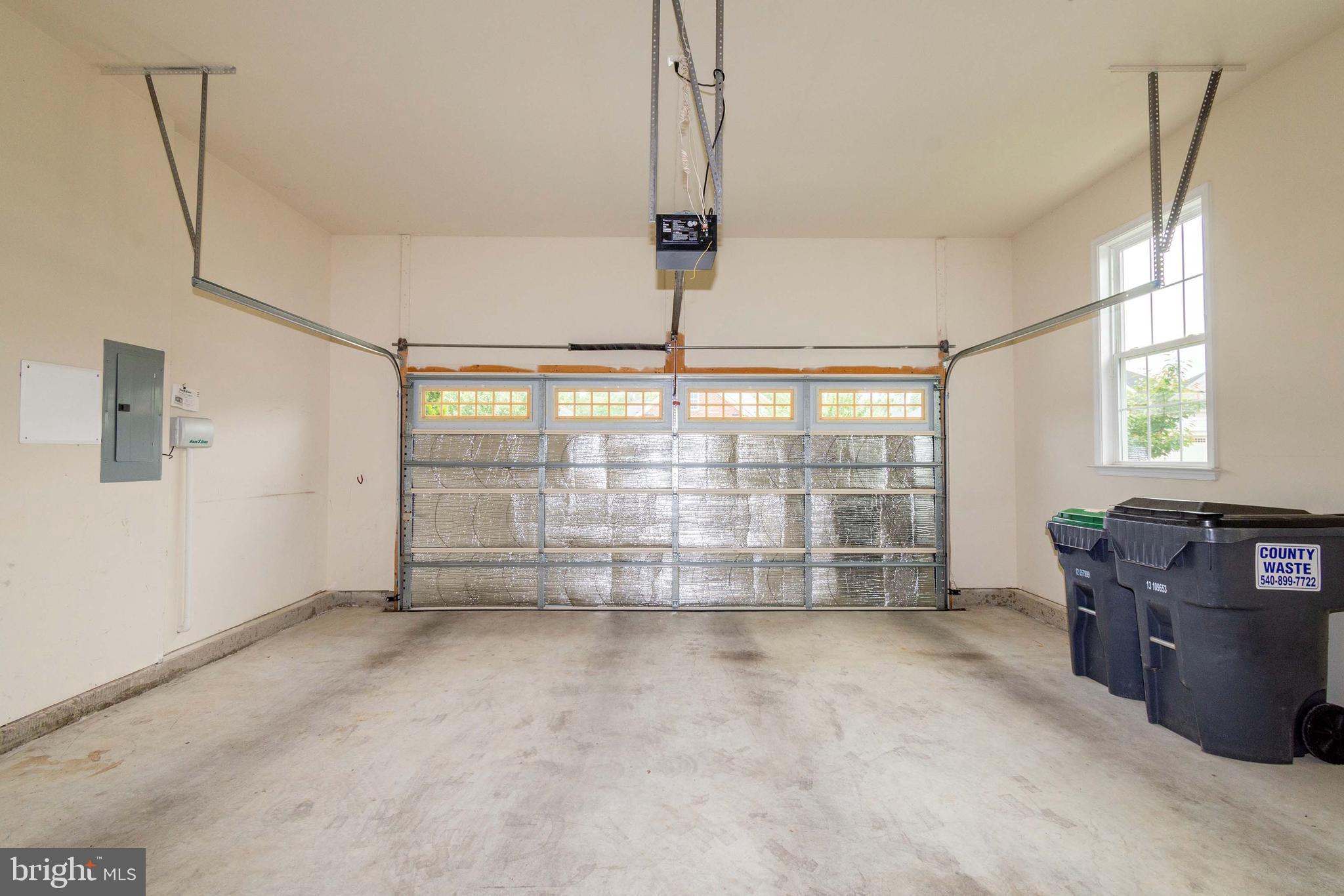 VIRGINIA HERITAGE AT LEE'S PARK - Residential