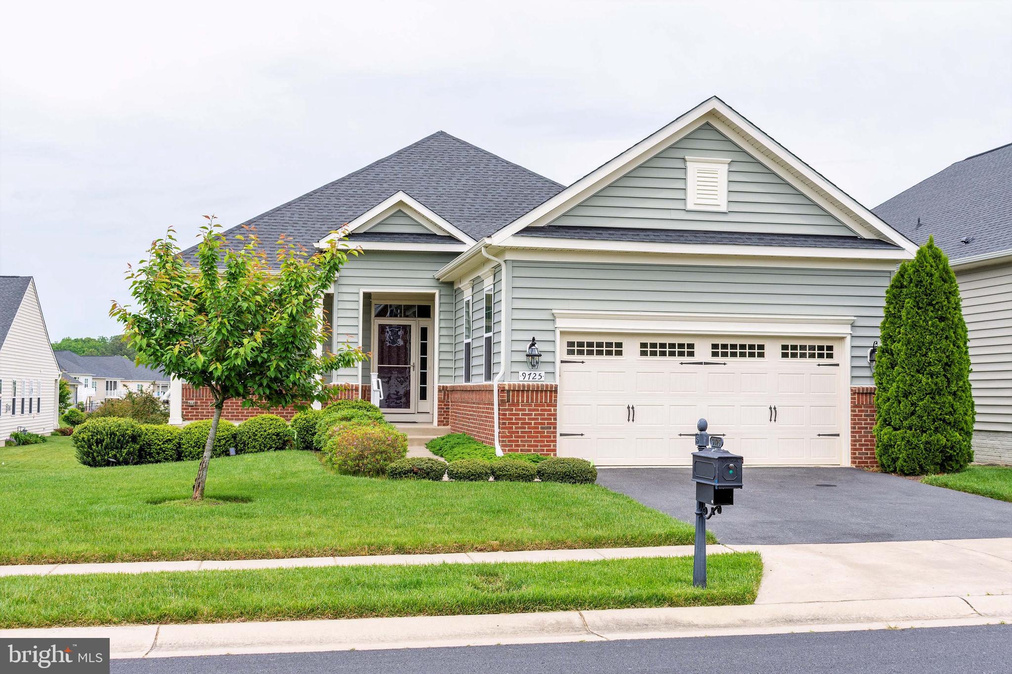 VIRGINIA HERITAGE AT LEE'S PARK - Residential