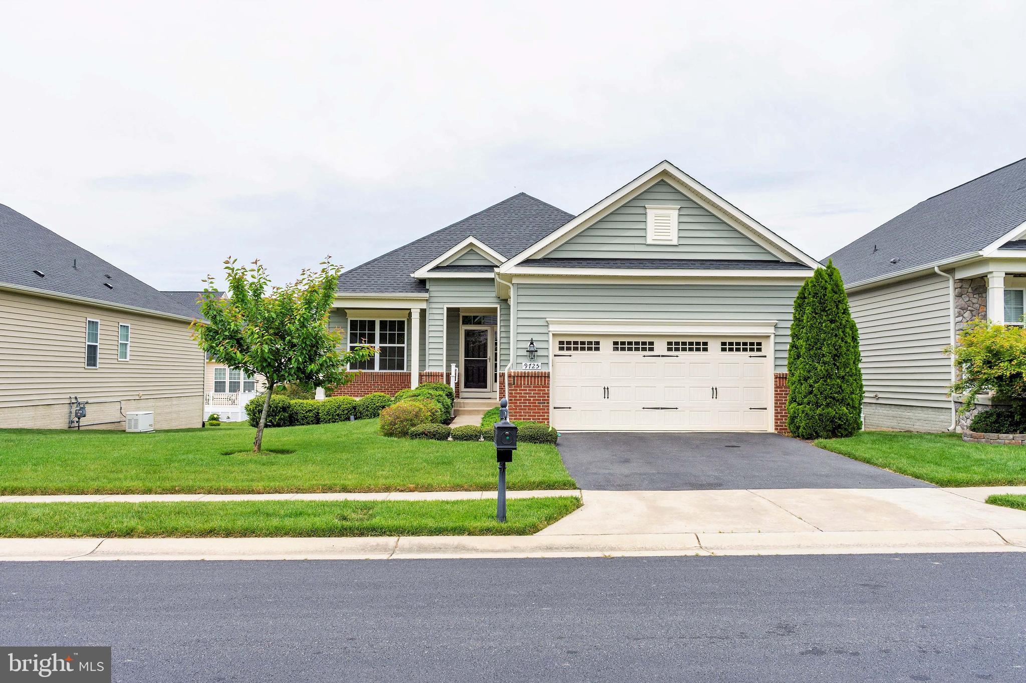 VIRGINIA HERITAGE AT LEE'S PARK - Residential