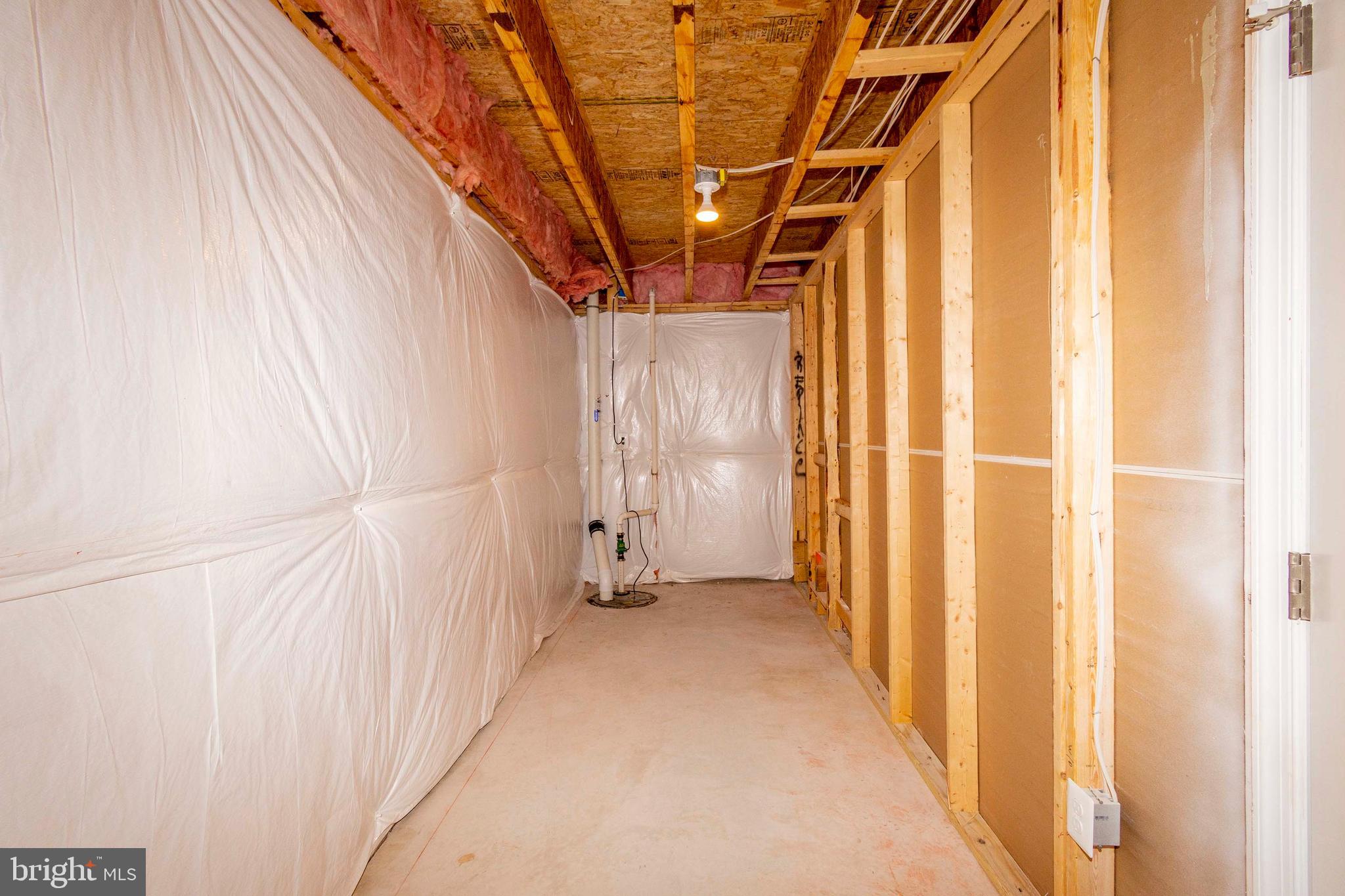 VIRGINIA HERITAGE AT LEE'S PARK - Residential