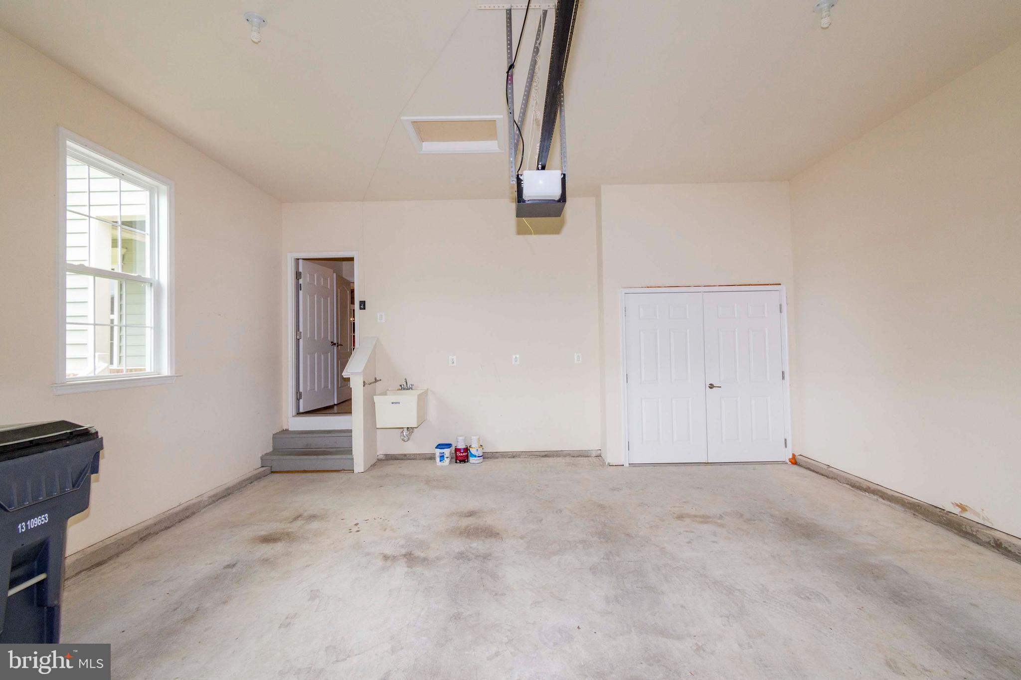 VIRGINIA HERITAGE AT LEE'S PARK - Residential