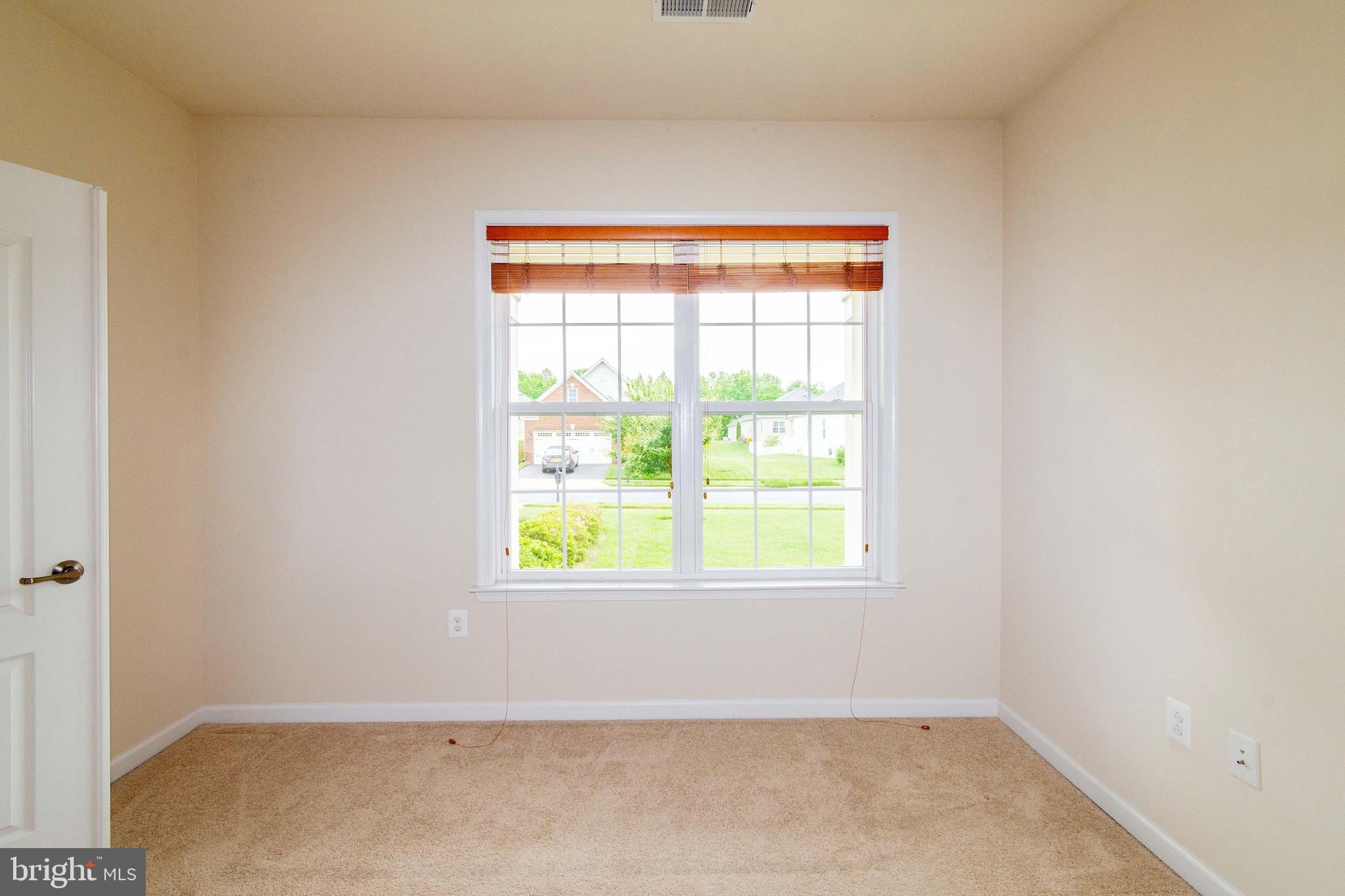 VIRGINIA HERITAGE AT LEE'S PARK - Residential