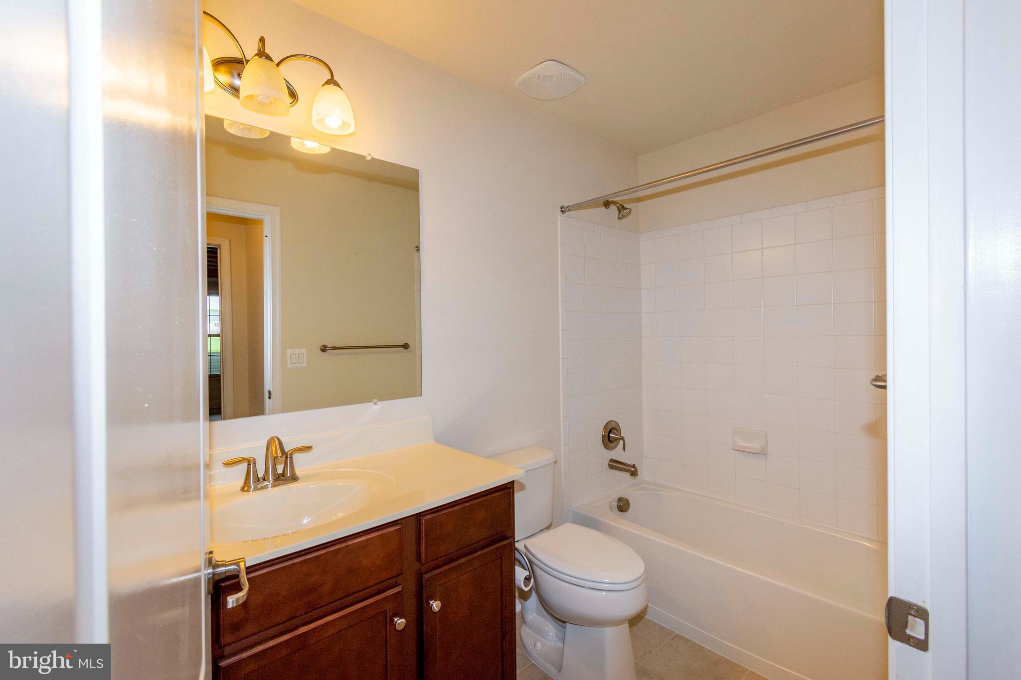 VIRGINIA HERITAGE AT LEE'S PARK - Residential