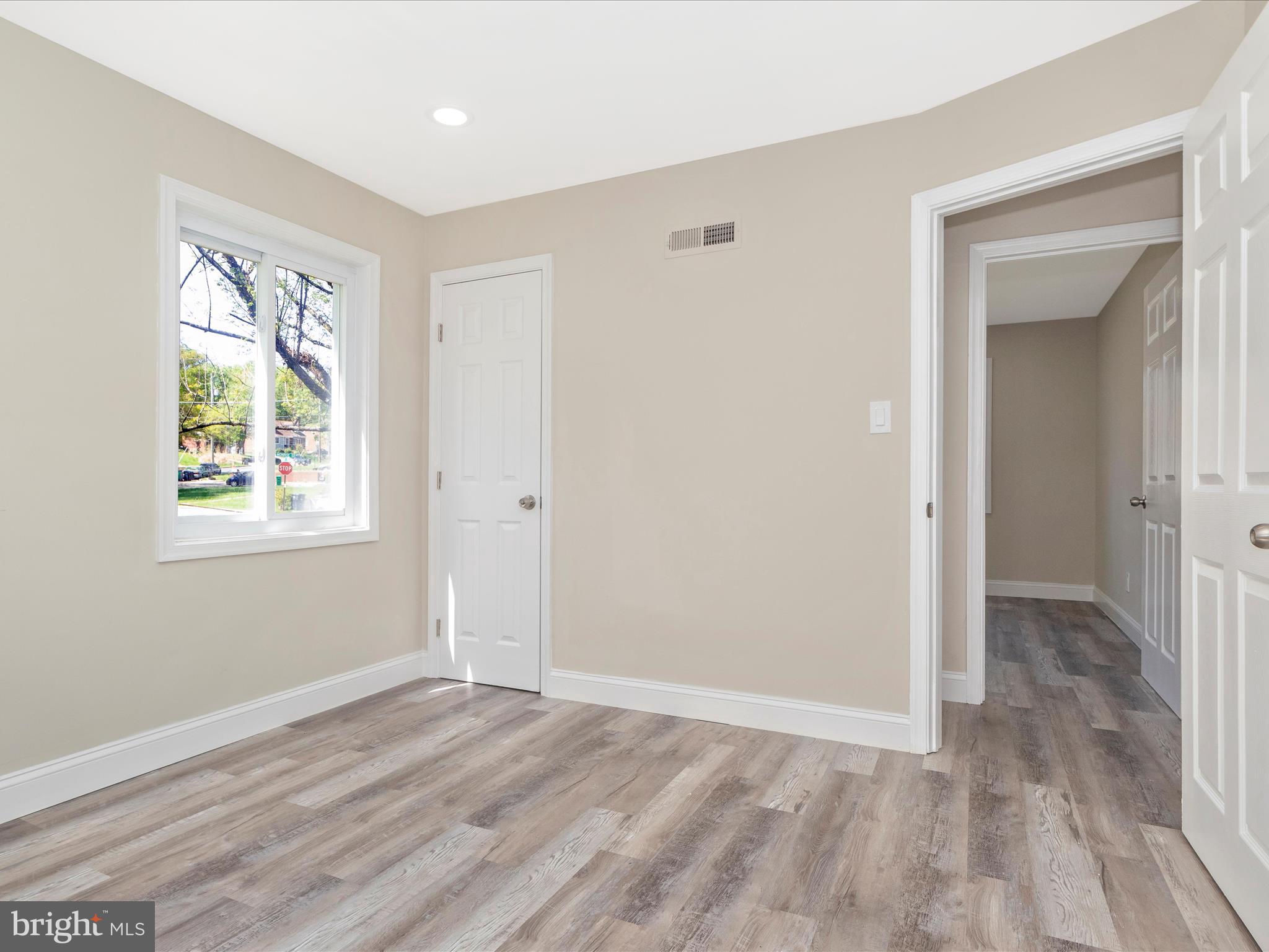 SOUTH CHEVERLY FOREST - Residential