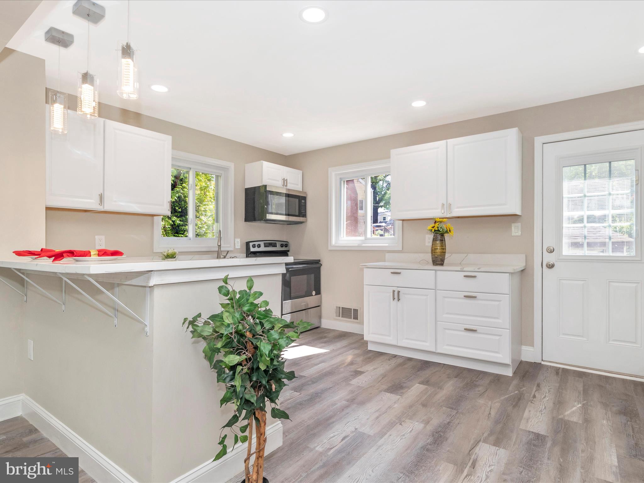 SOUTH CHEVERLY FOREST - Residential