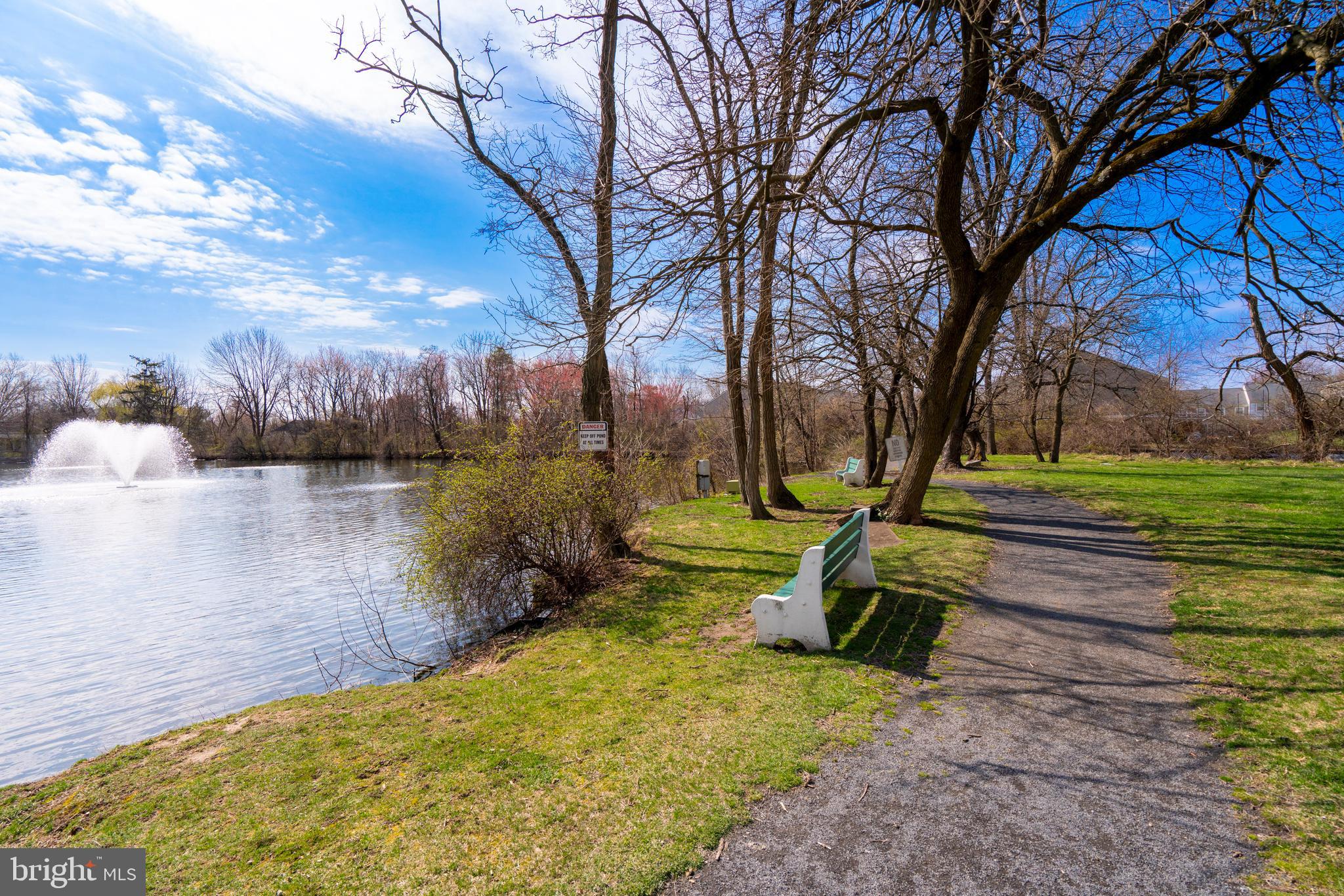 OXFORD OF BLUE BELL - Residential