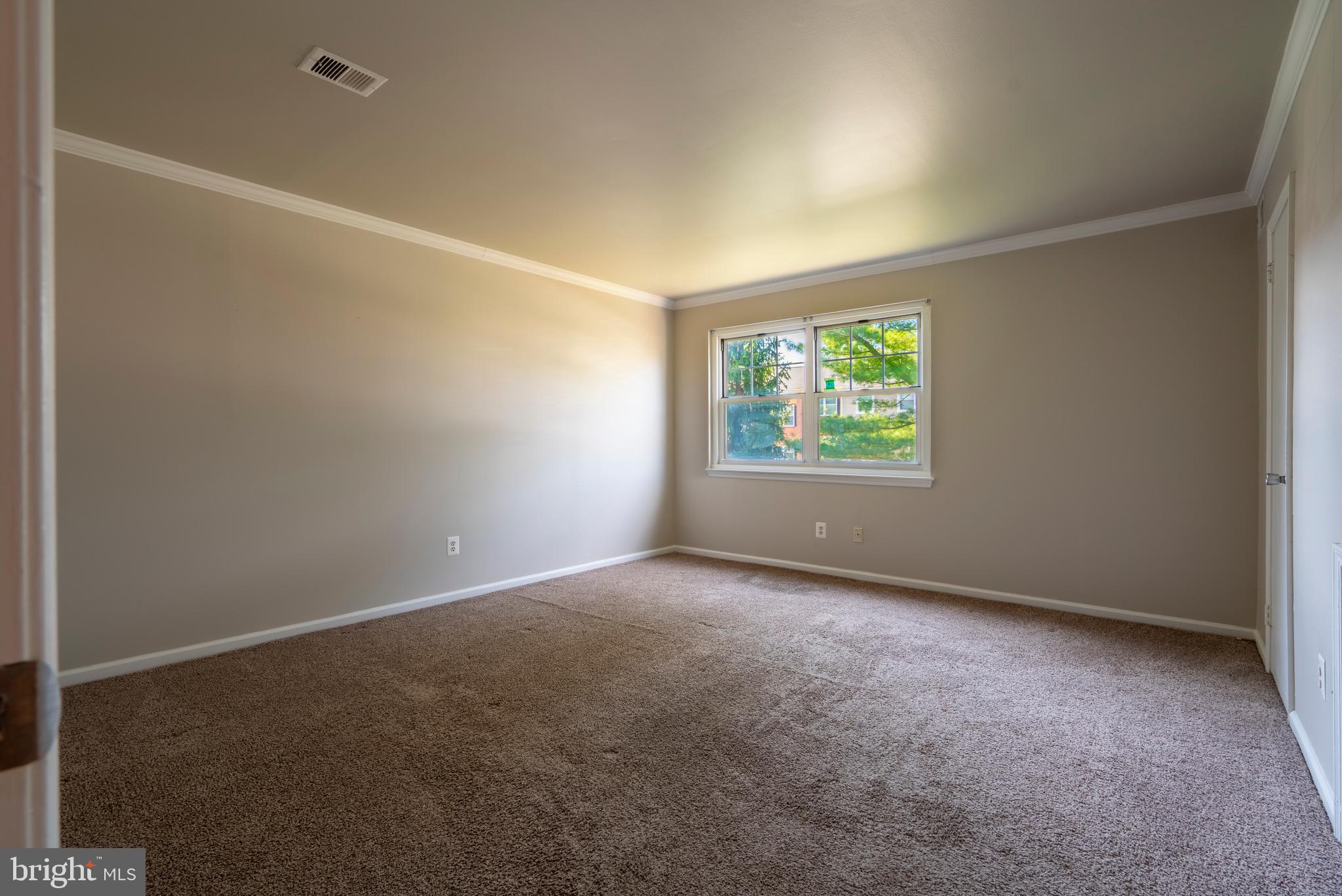 OXFORD OF BLUE BELL - Residential