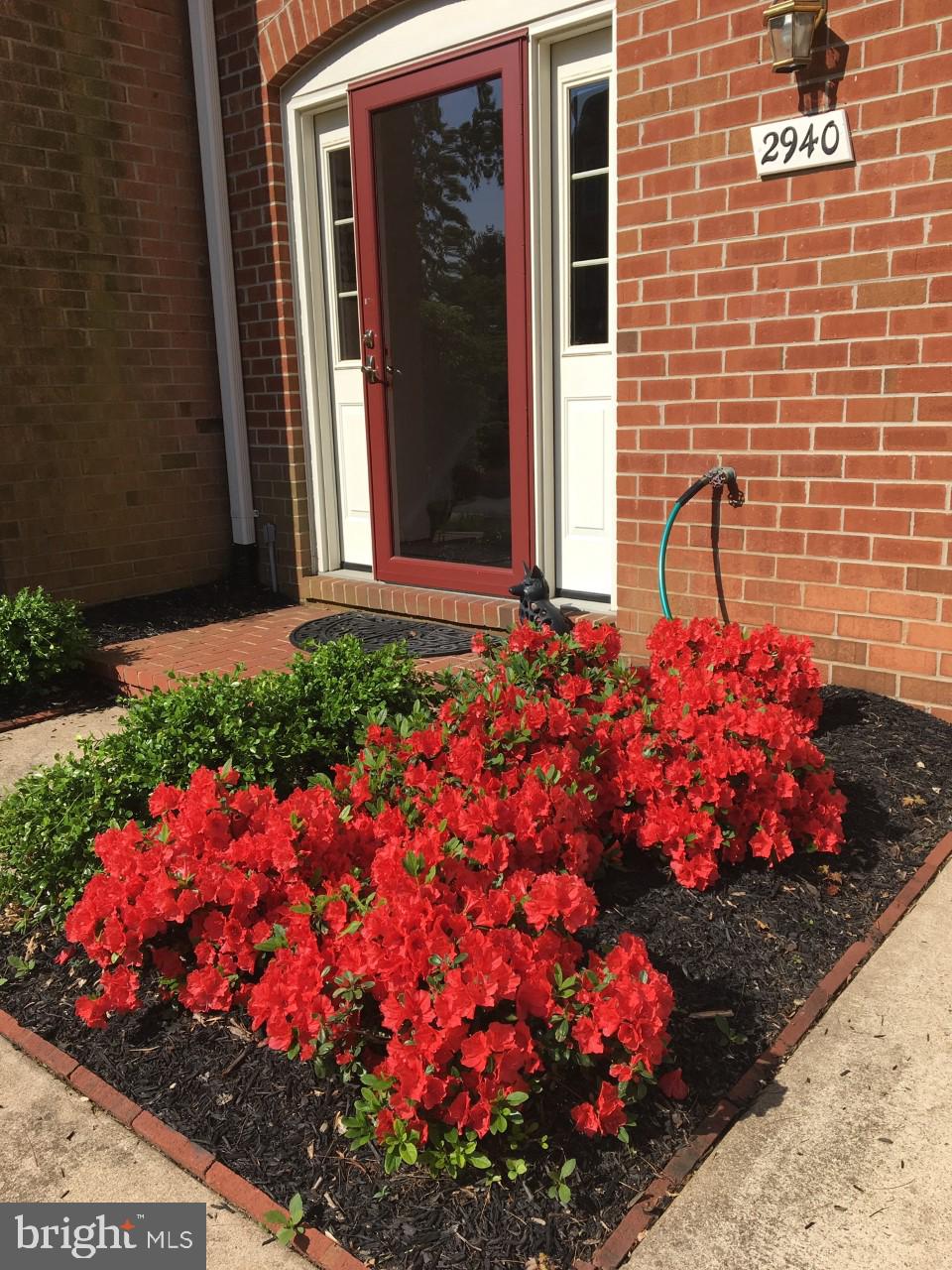 OAKBOROUGH SQUARE - Residential