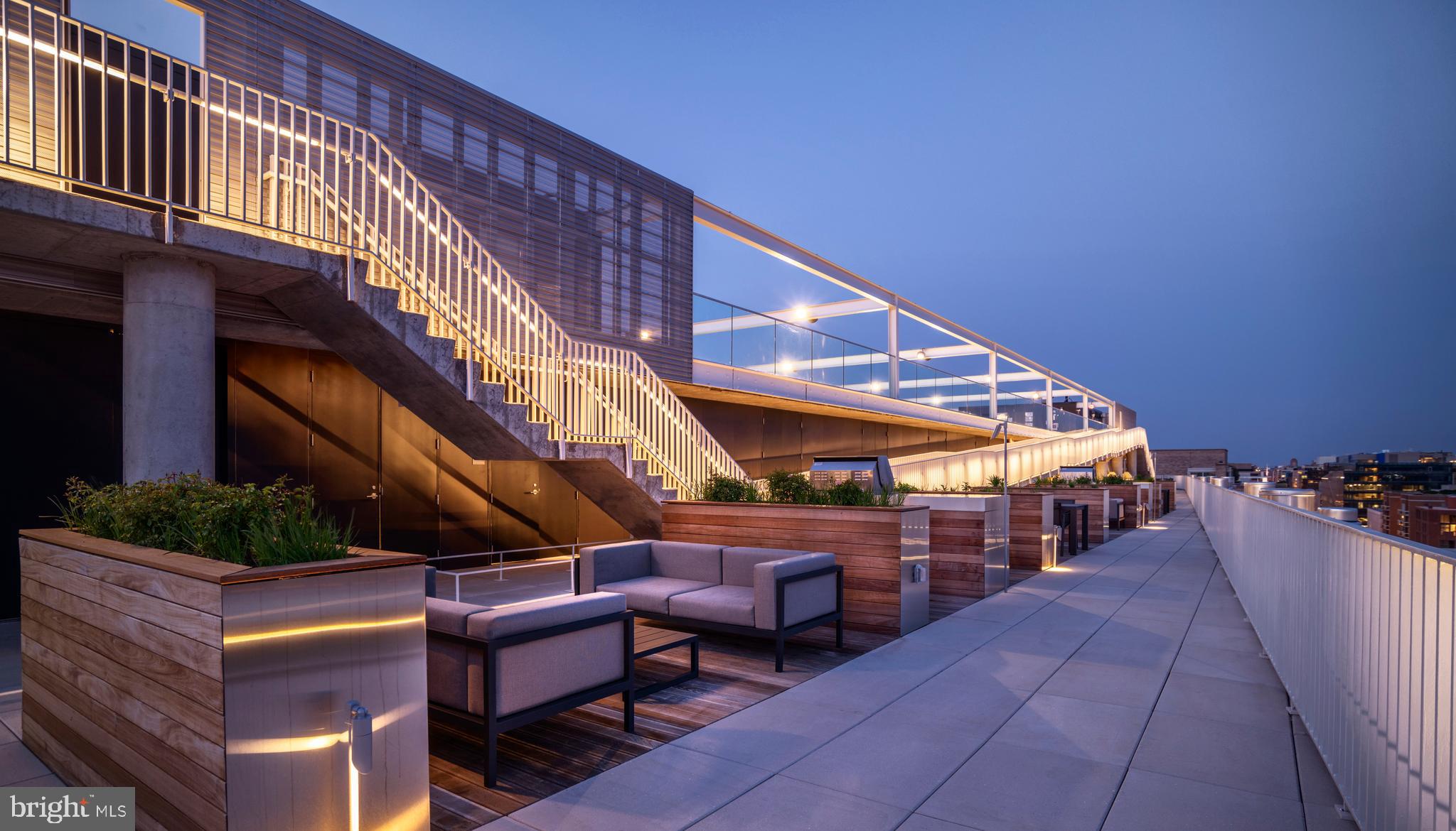 WEST END - Residential