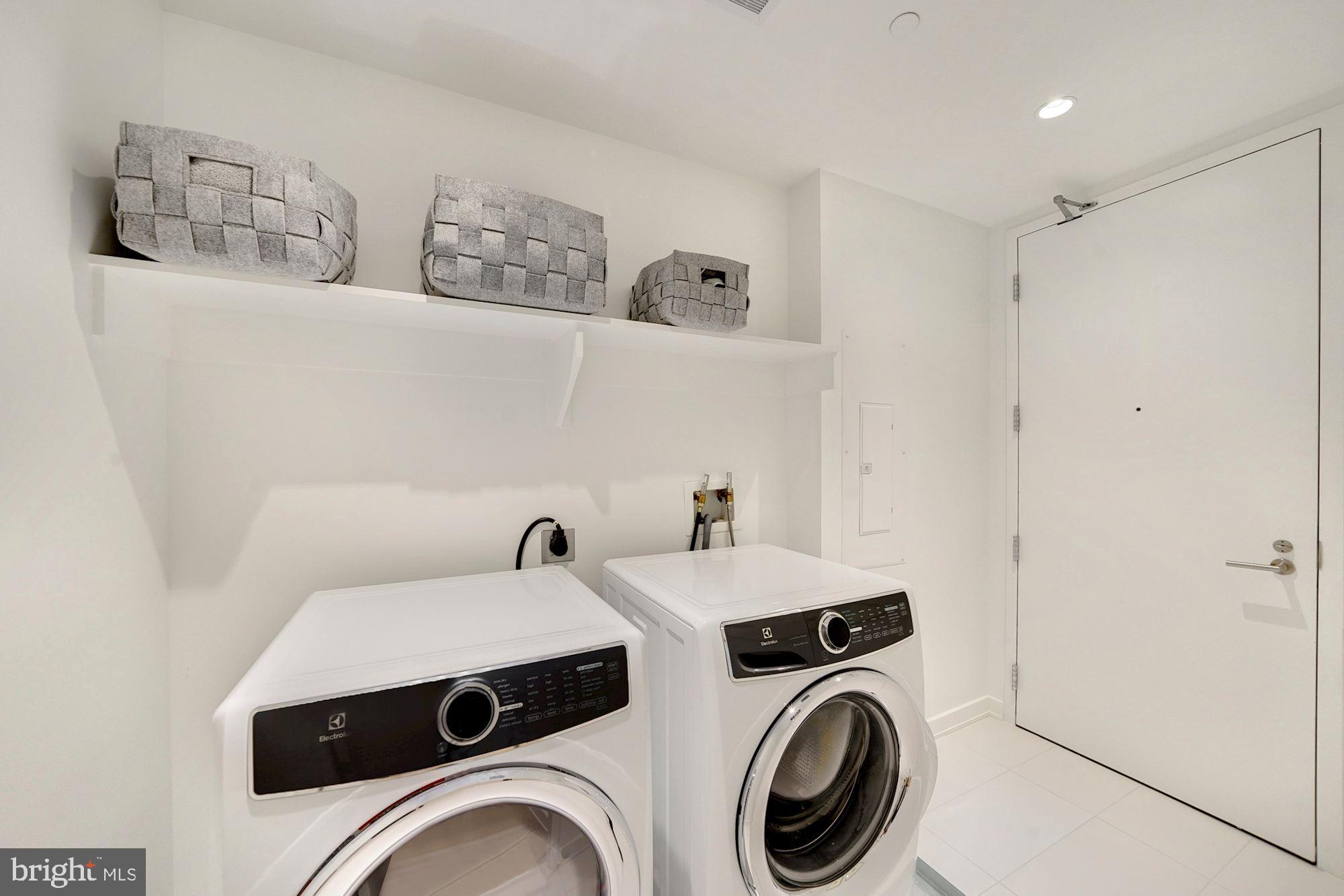 WEST END - Residential