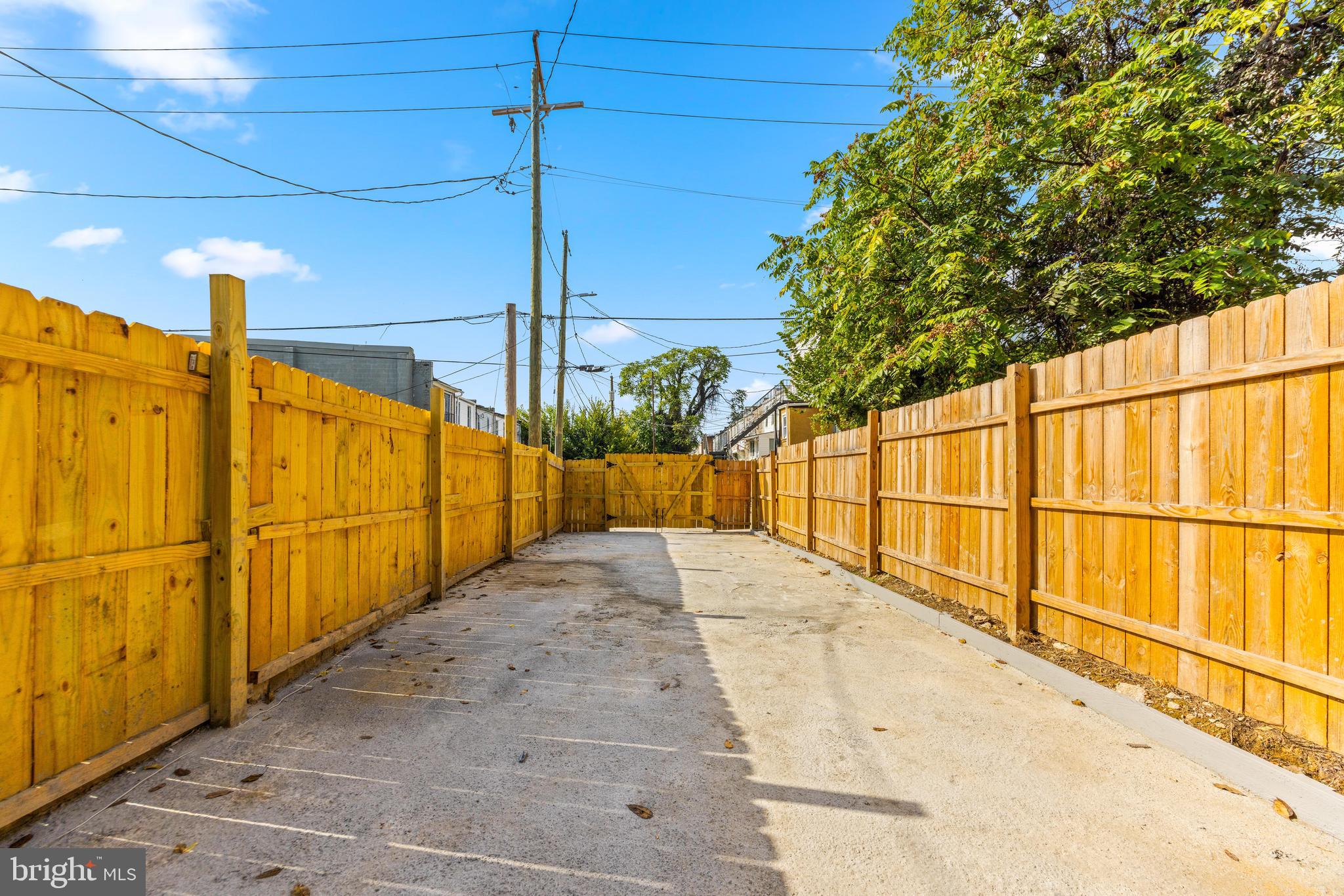 CLIFTON PARK - Residential