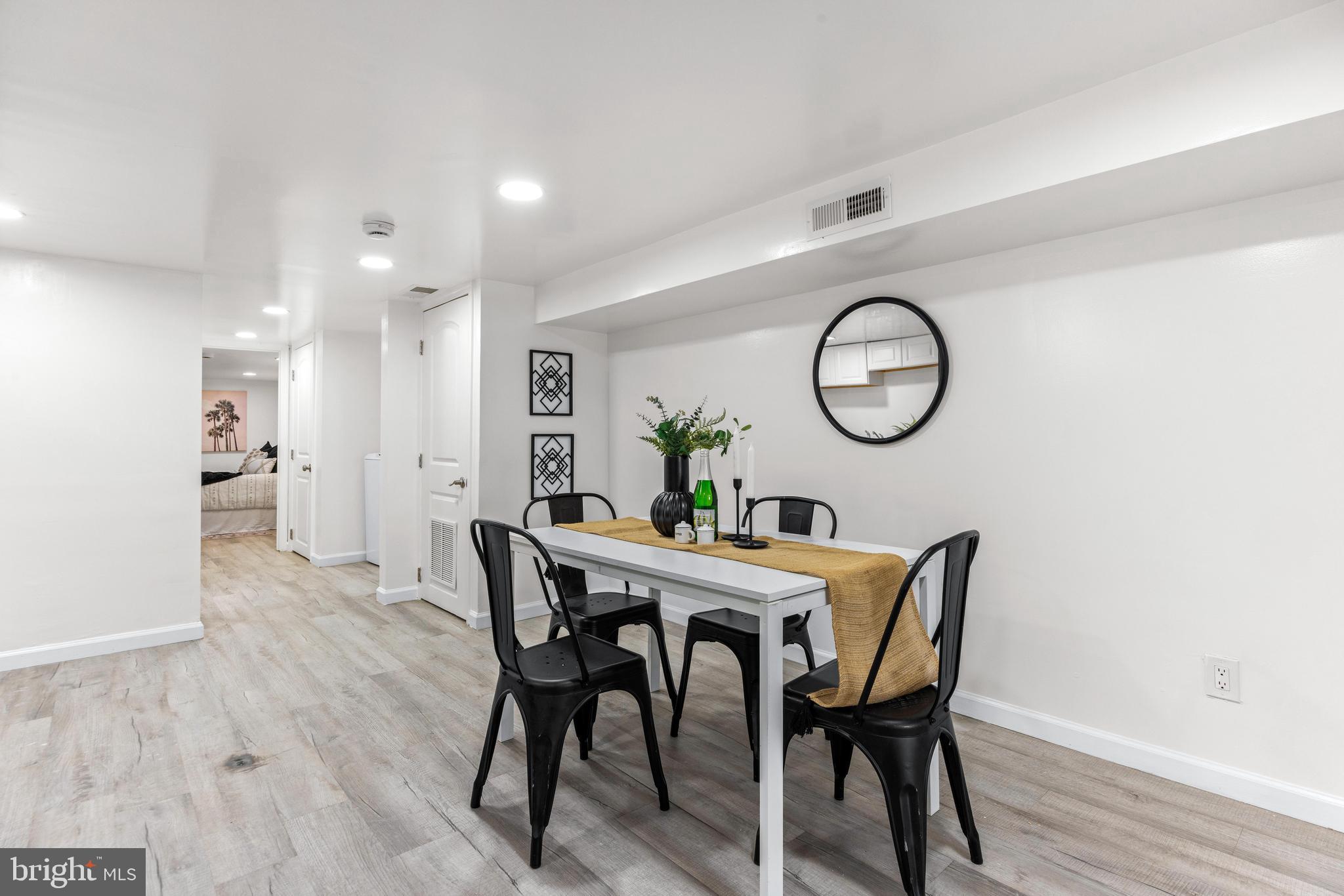 CLIFTON PARK - Residential