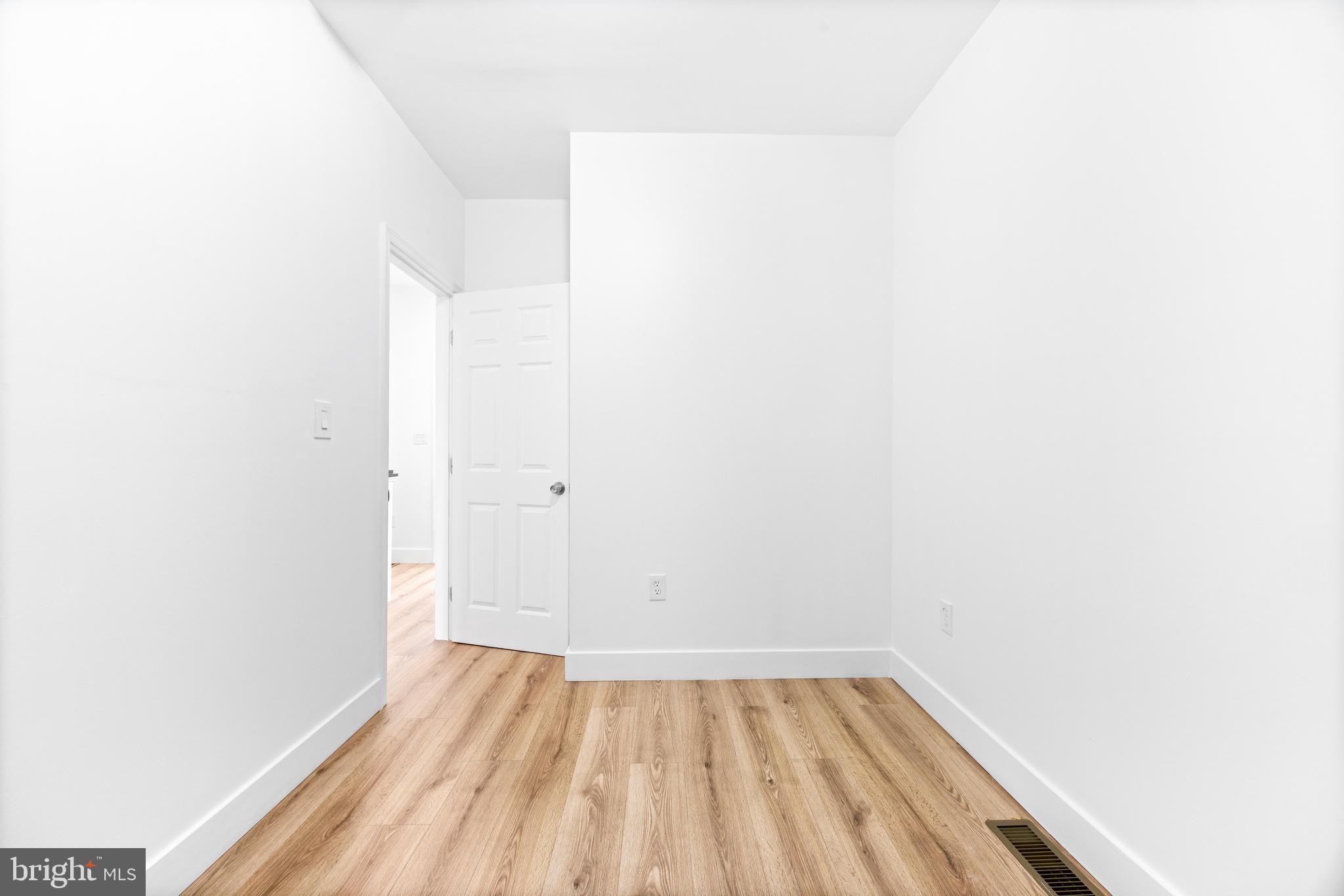 CLIFTON PARK - Residential