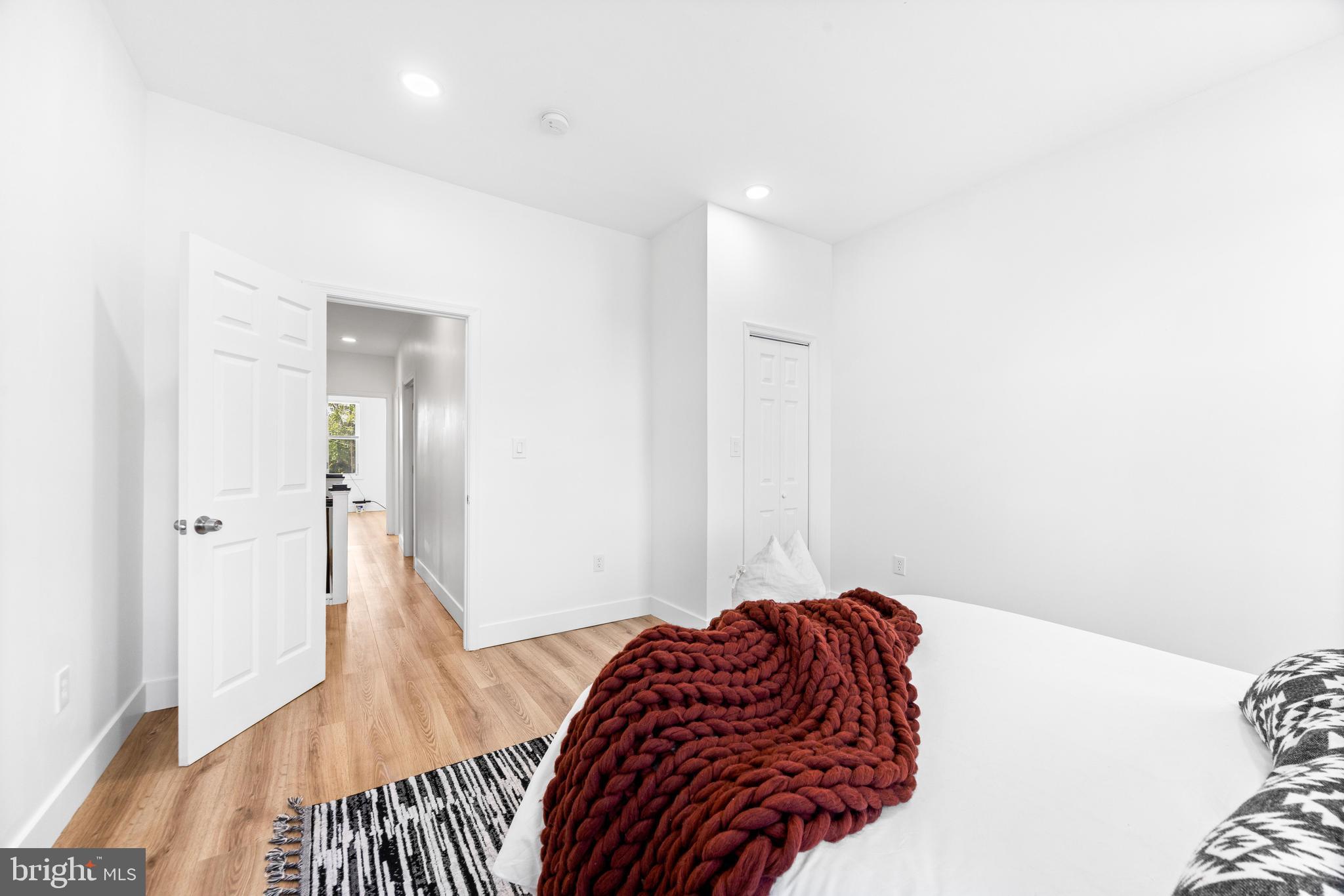 CLIFTON PARK - Residential