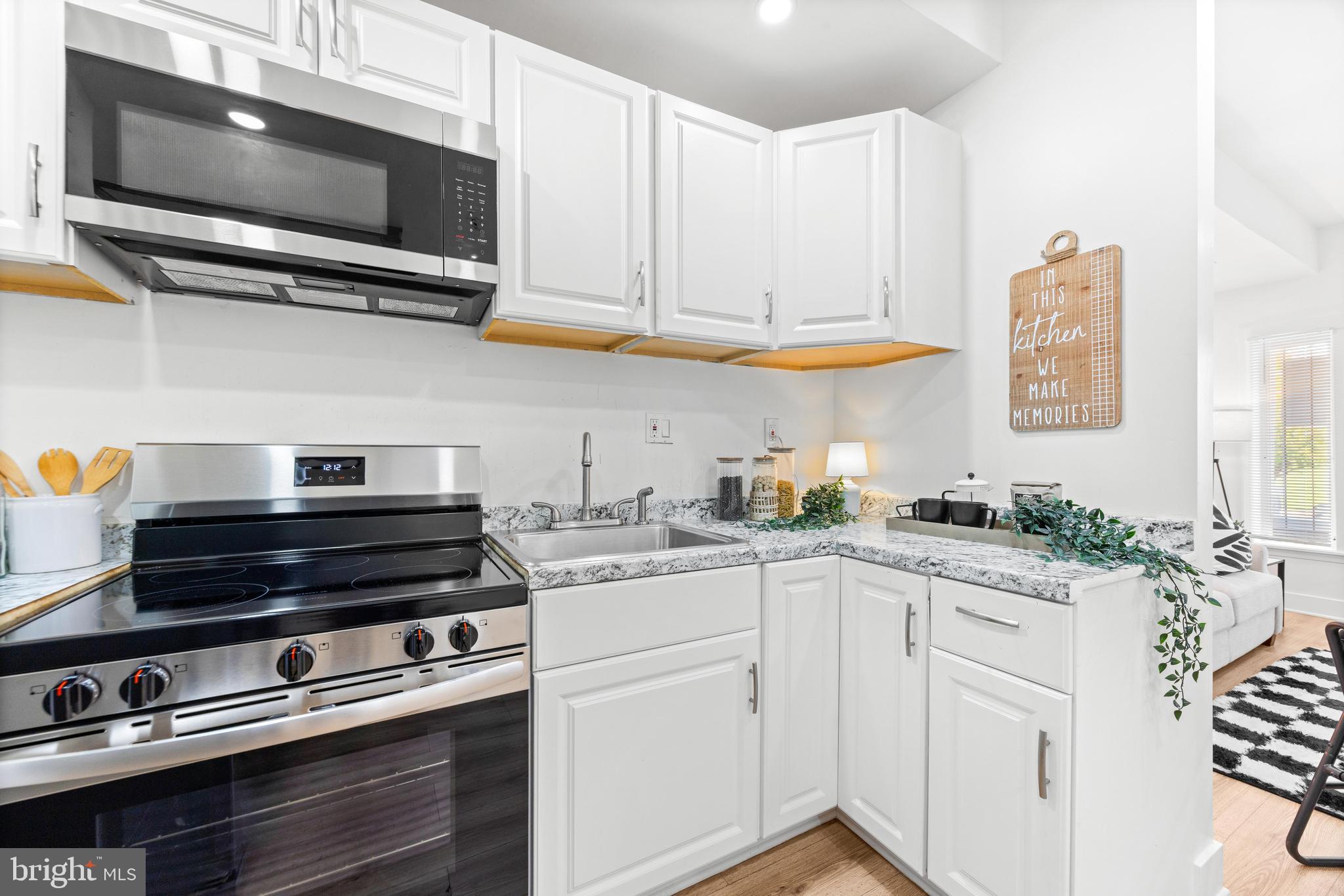 CLIFTON PARK - Residential