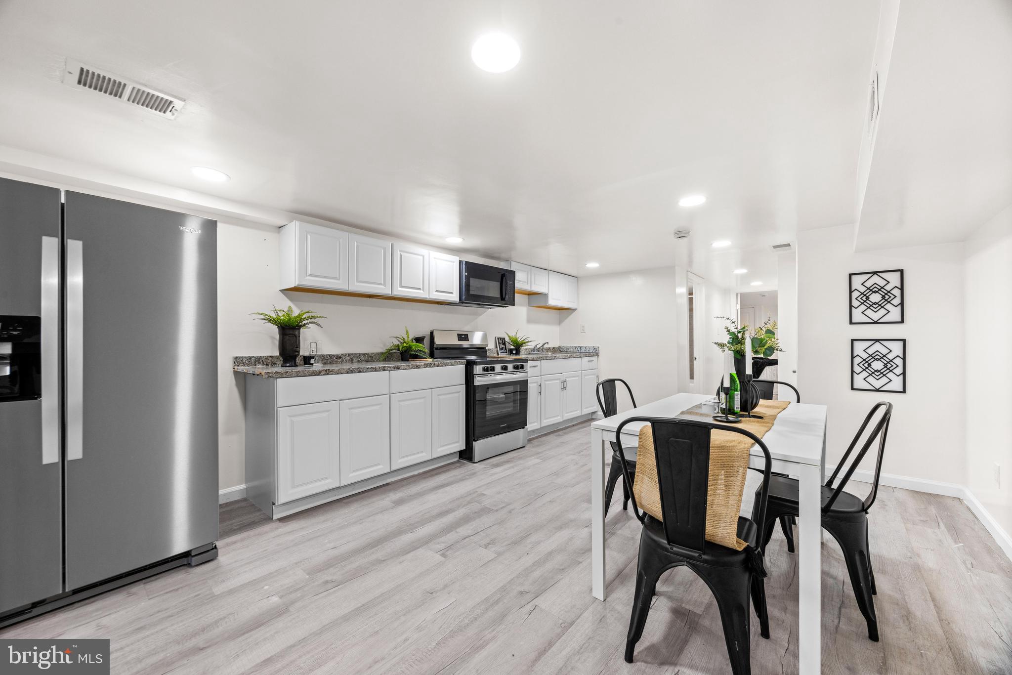 CLIFTON PARK - Residential