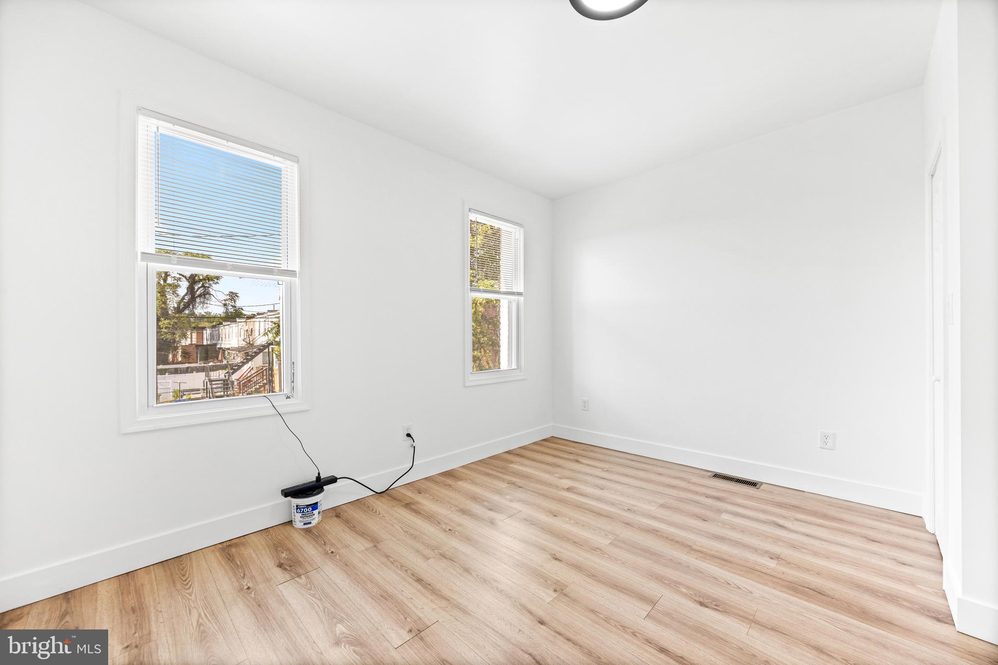 CLIFTON PARK - Residential