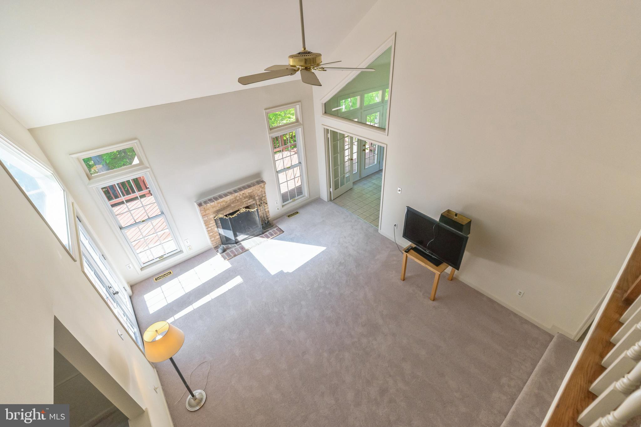 BURKE LAKE ESTATES - Residential