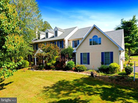 Photo of 101 Bellefair Lane, WEST CHESTER, PA 19382 (MLS # PADE2101224)