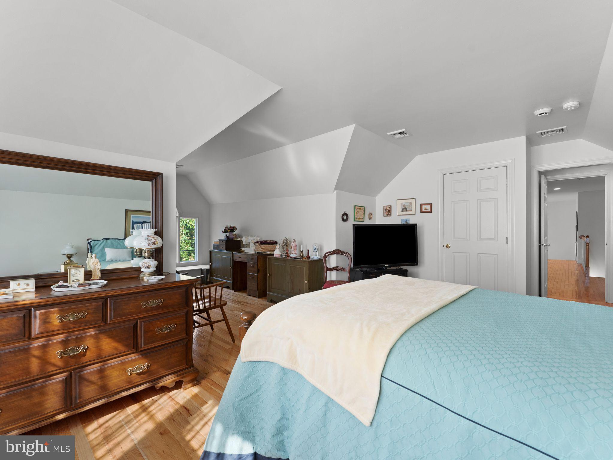 EVERGREEN - Residential