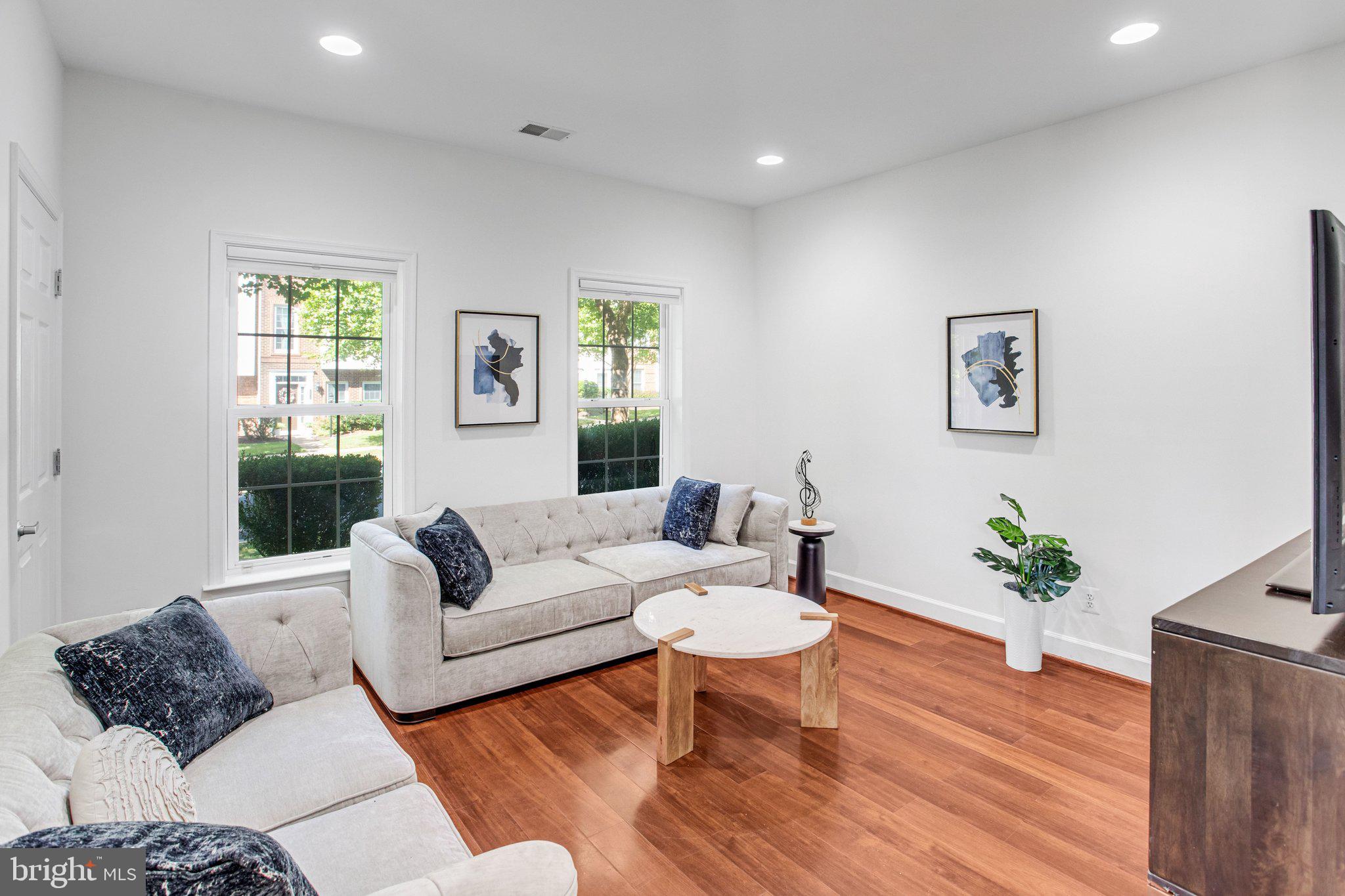 14815 POTOMAC BRANCH DRIVE