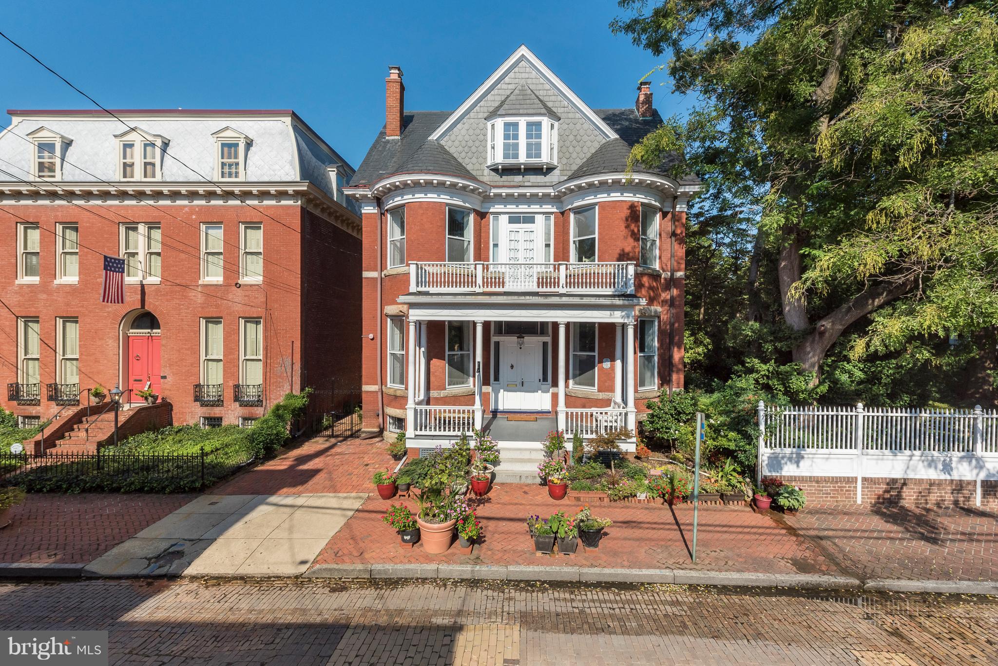 HISTORIC DISTRICT - Residential