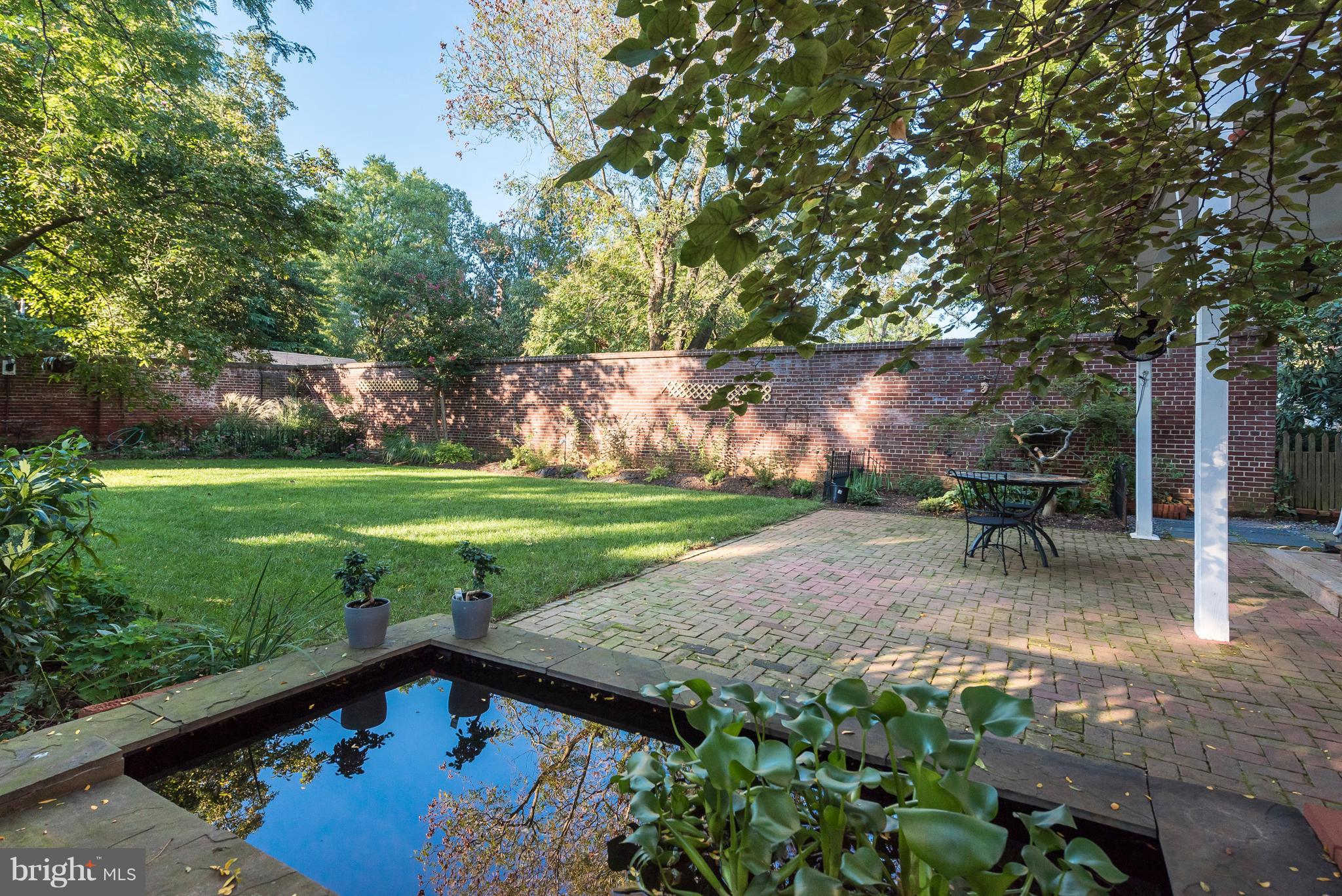 HISTORIC DISTRICT - Residential