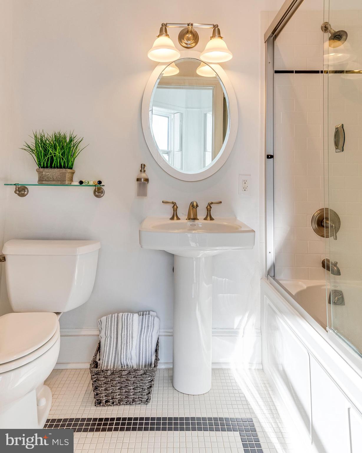 HISTORIC DISTRICT - Residential