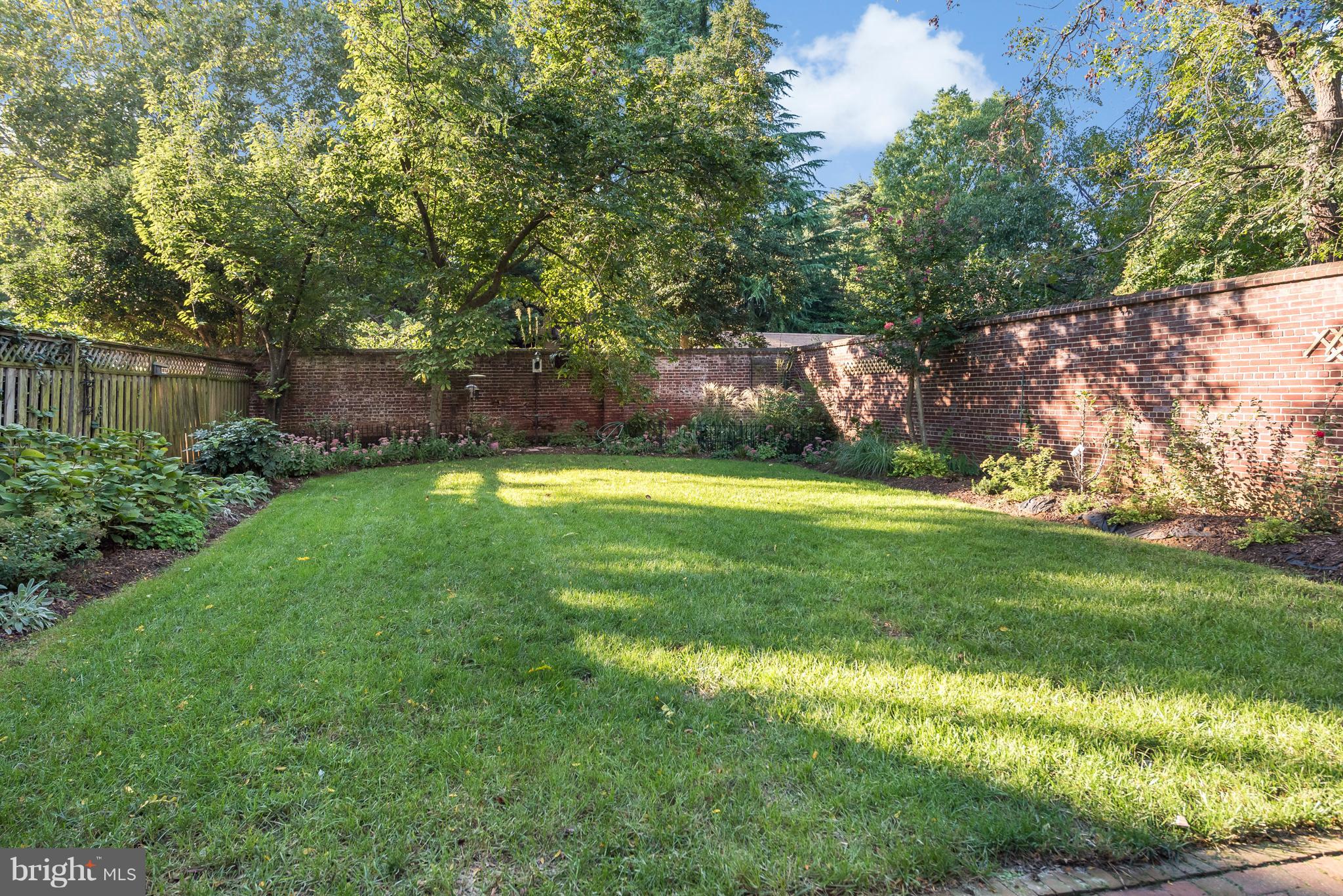 HISTORIC DISTRICT - Residential