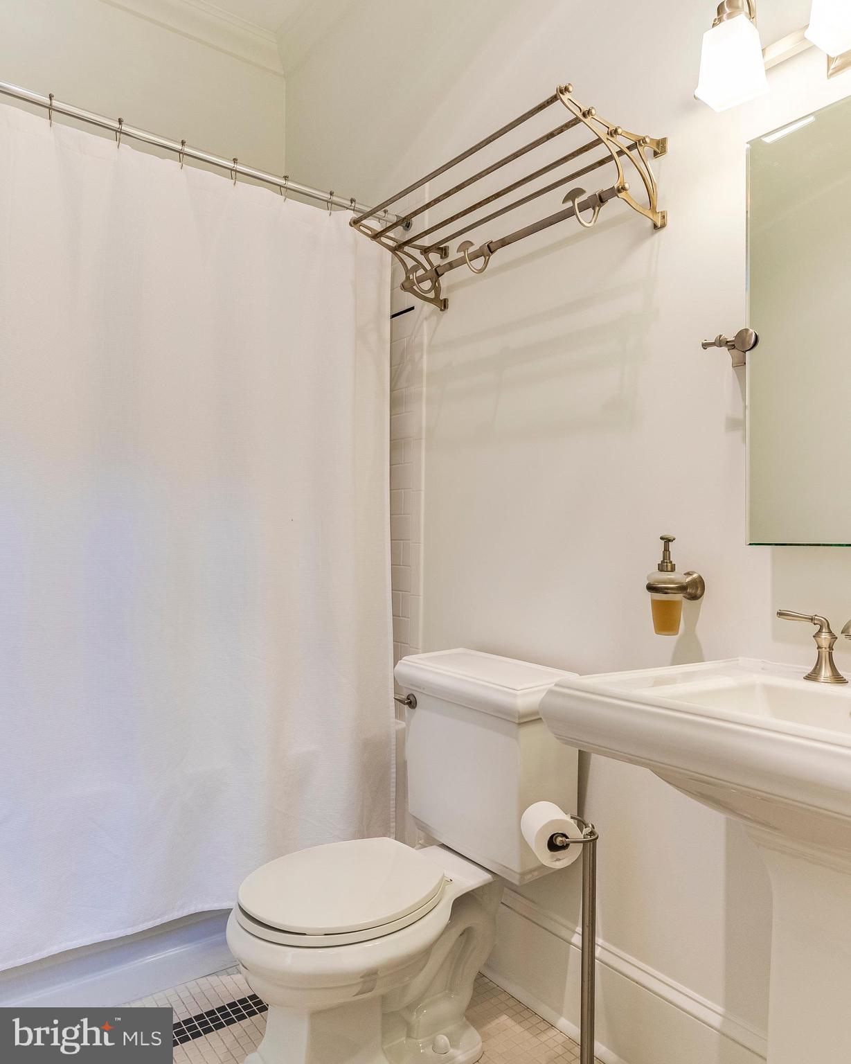 HISTORIC DISTRICT - Residential