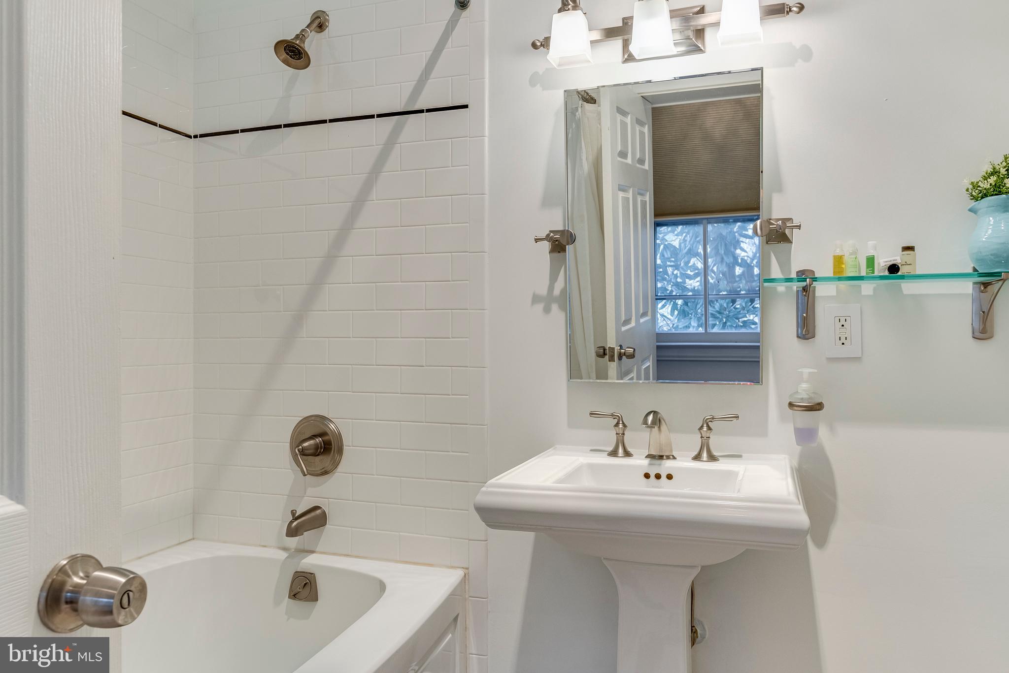 HISTORIC DISTRICT - Residential