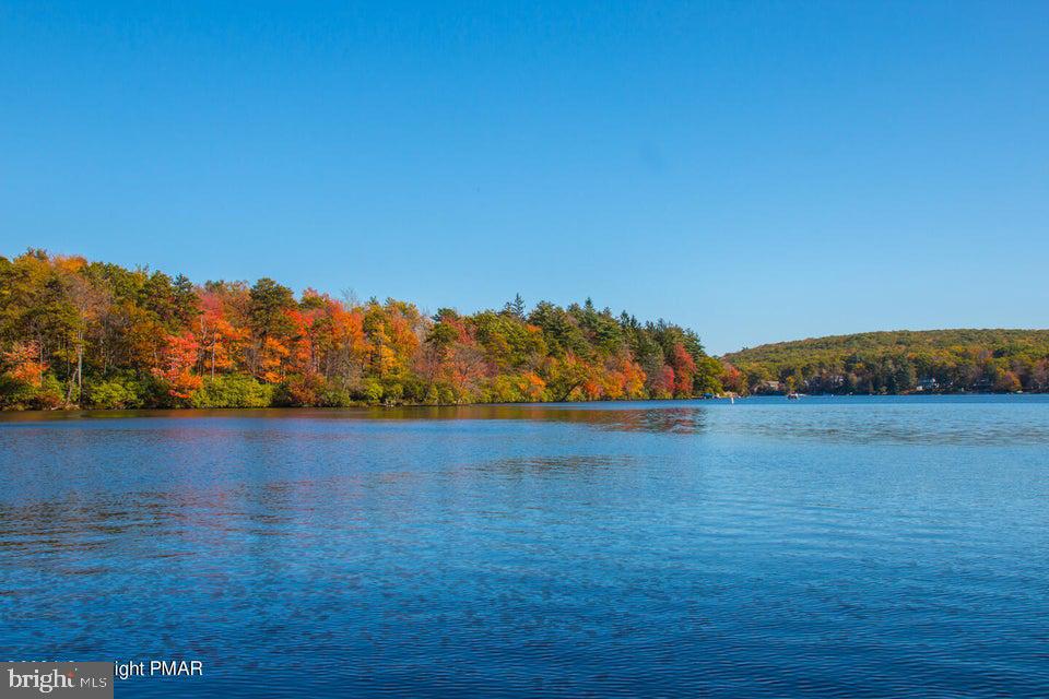 LAKE HARMONY - Residential