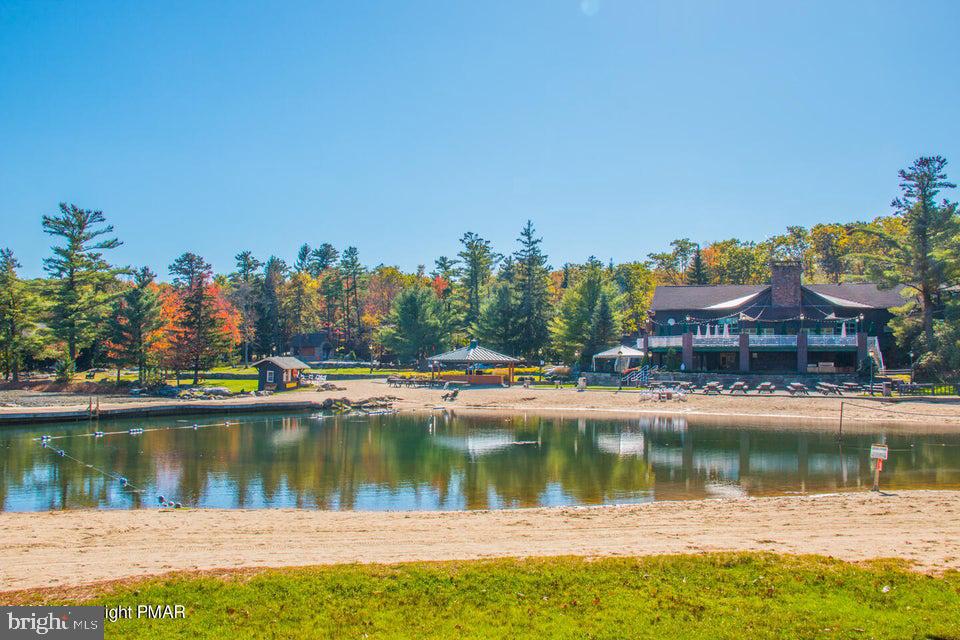 LAKE HARMONY - Residential