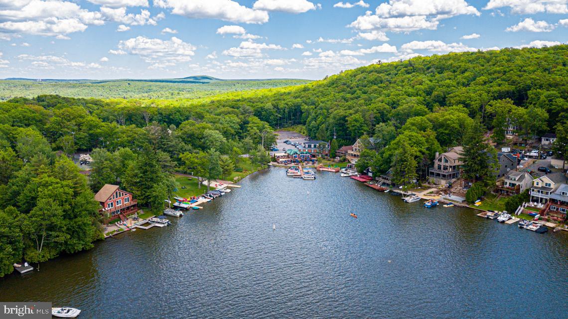 LAKE HARMONY - Residential