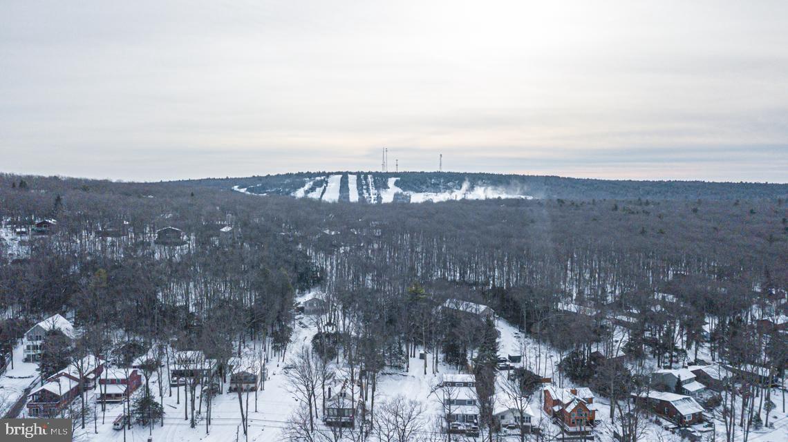 LAKE HARMONY - Residential