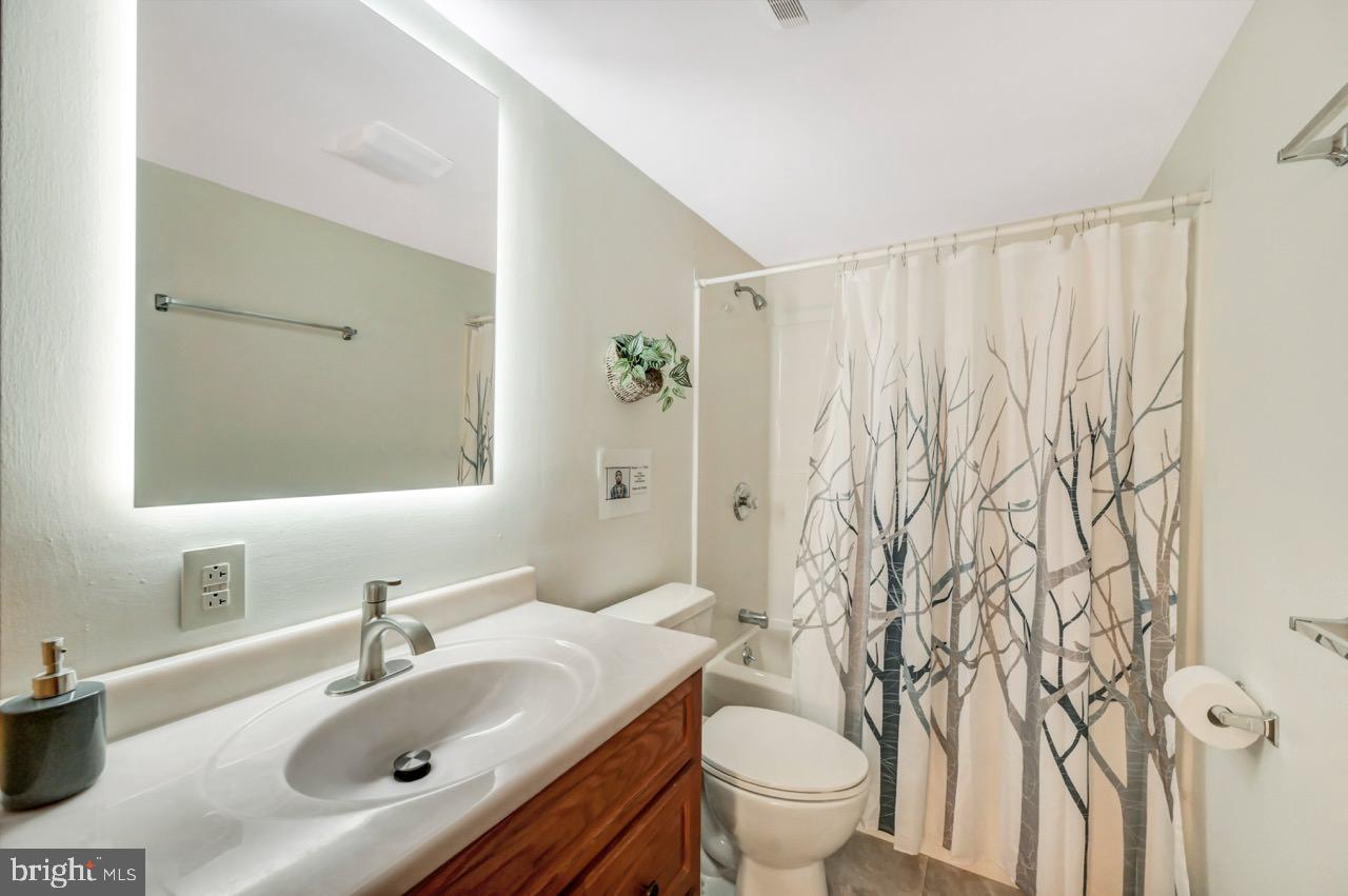 LAKE HARMONY - Residential