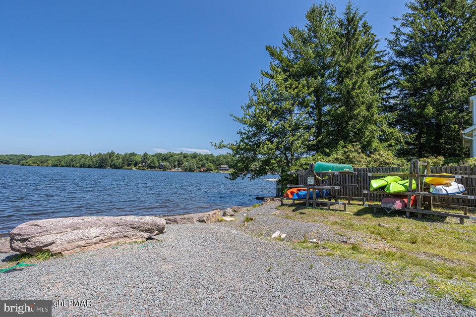 LAKE HARMONY - Residential