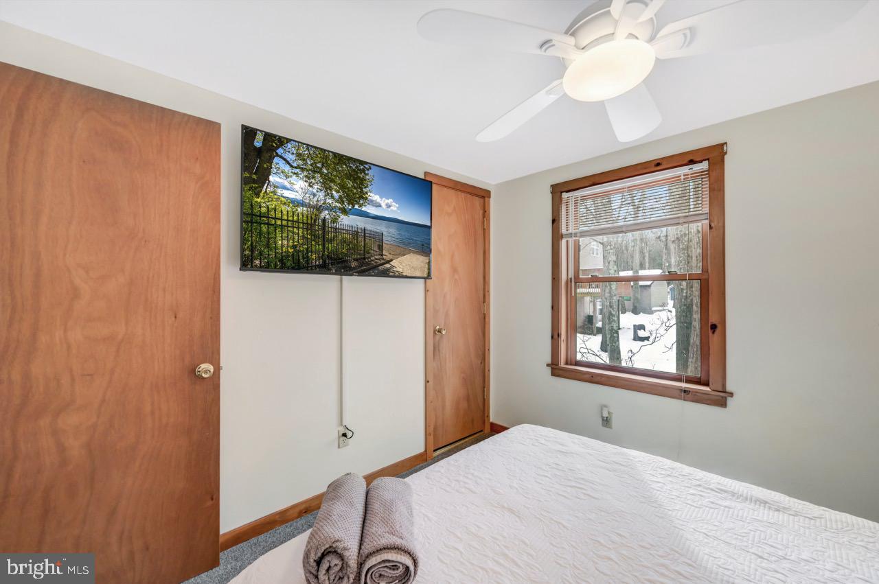 LAKE HARMONY - Residential