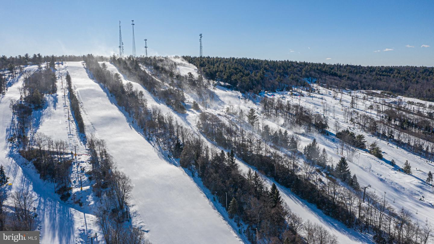 LAKE HARMONY - Residential