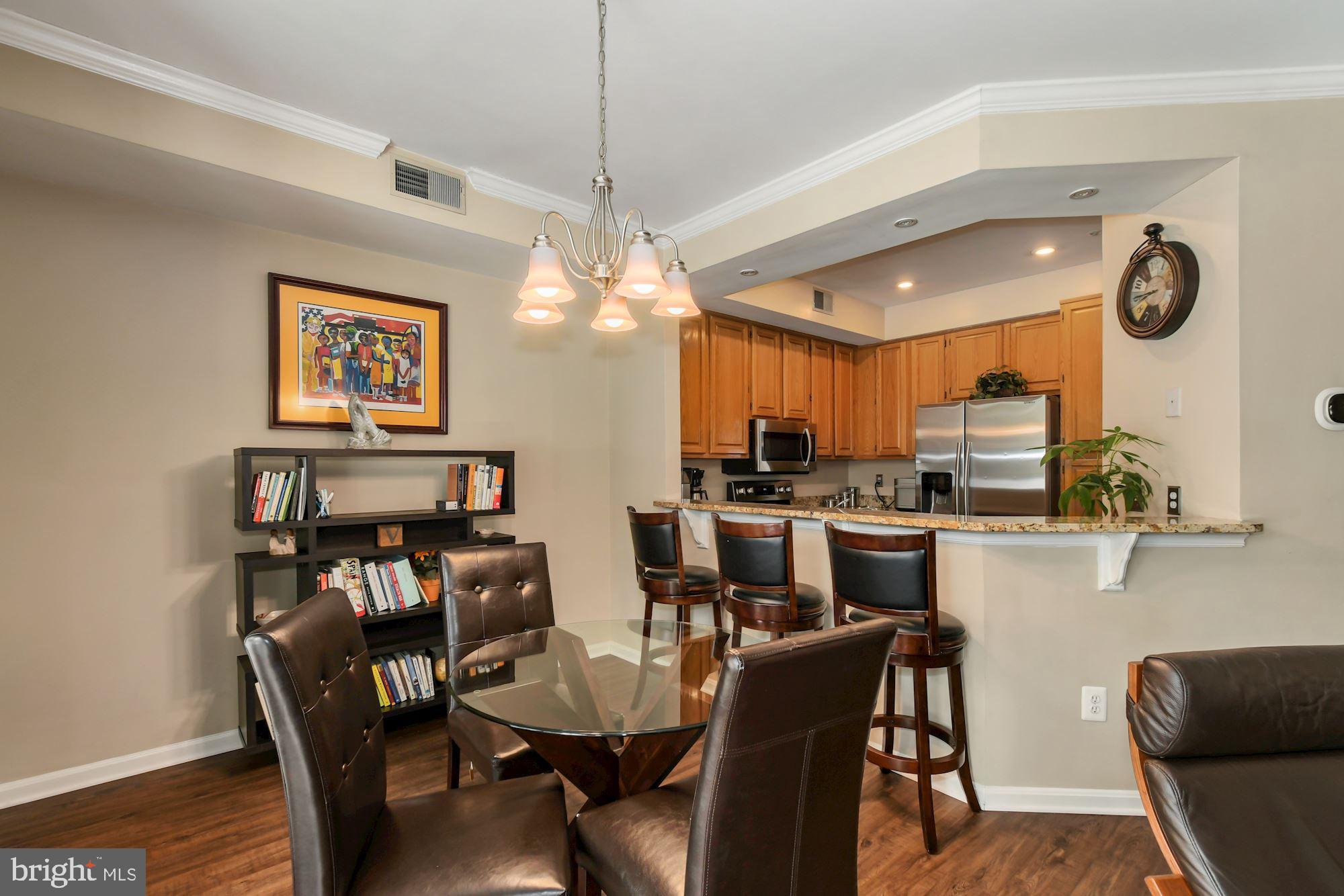 ETON SQUARE - Residential