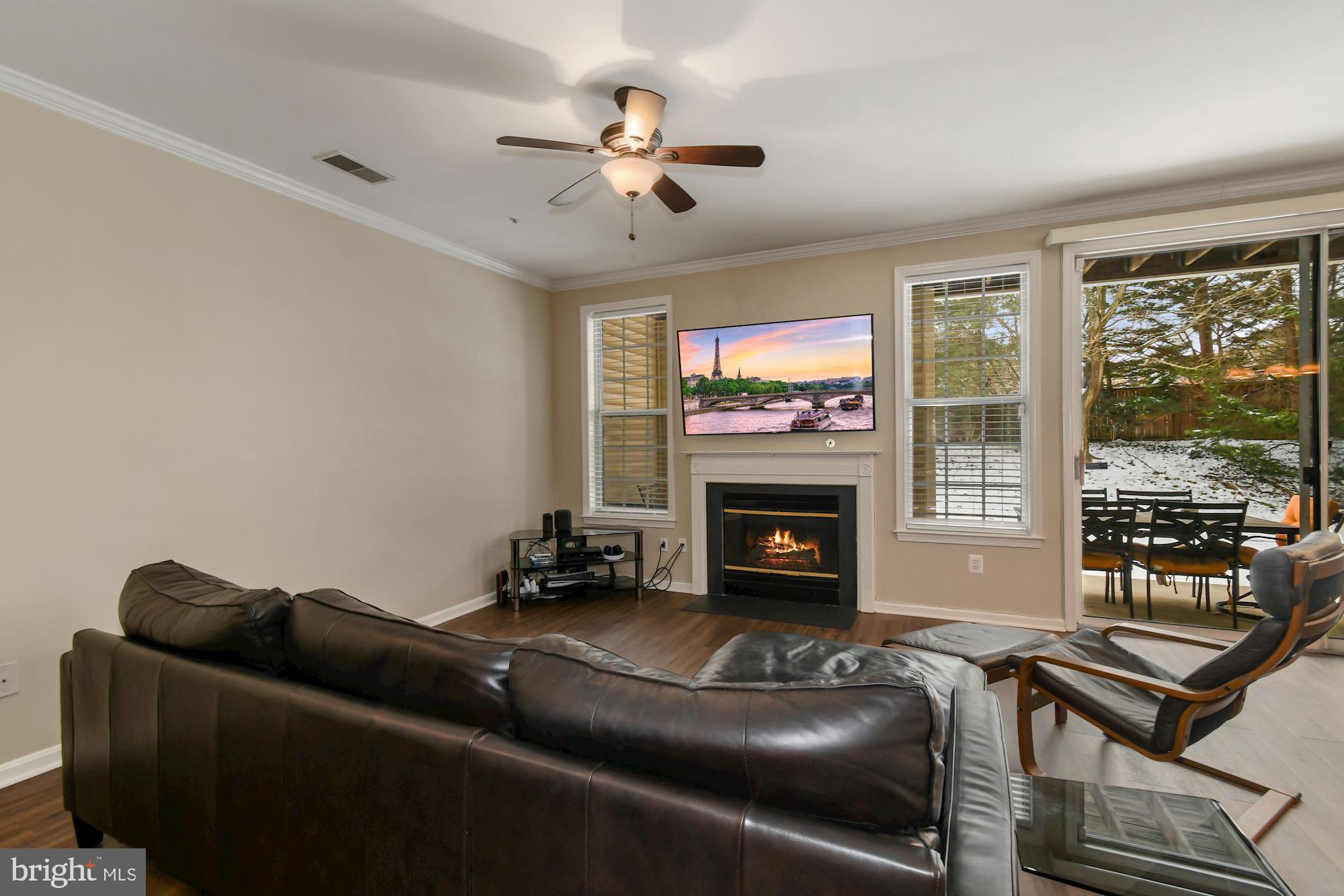 ETON SQUARE - Residential