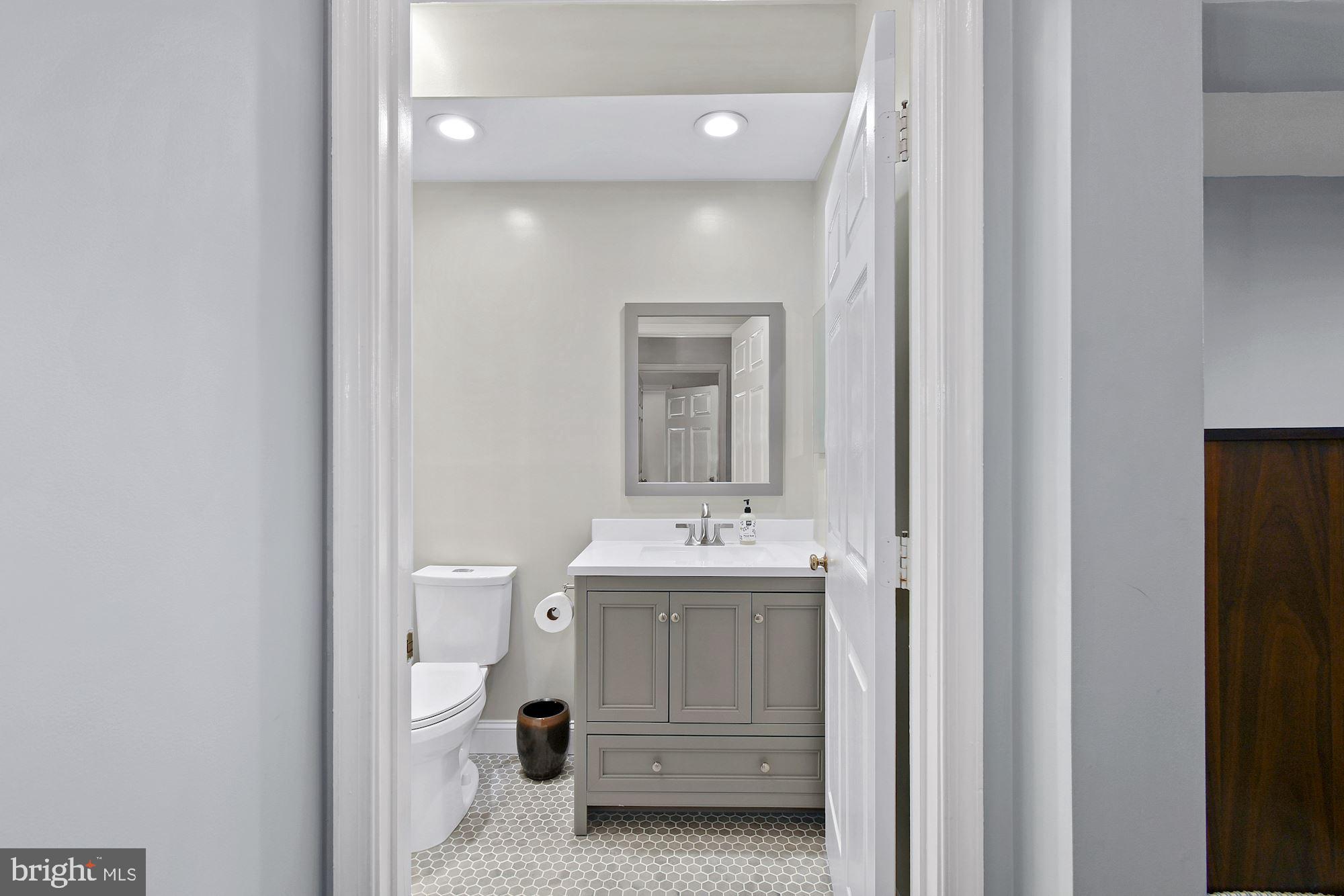 ETON SQUARE - Residential